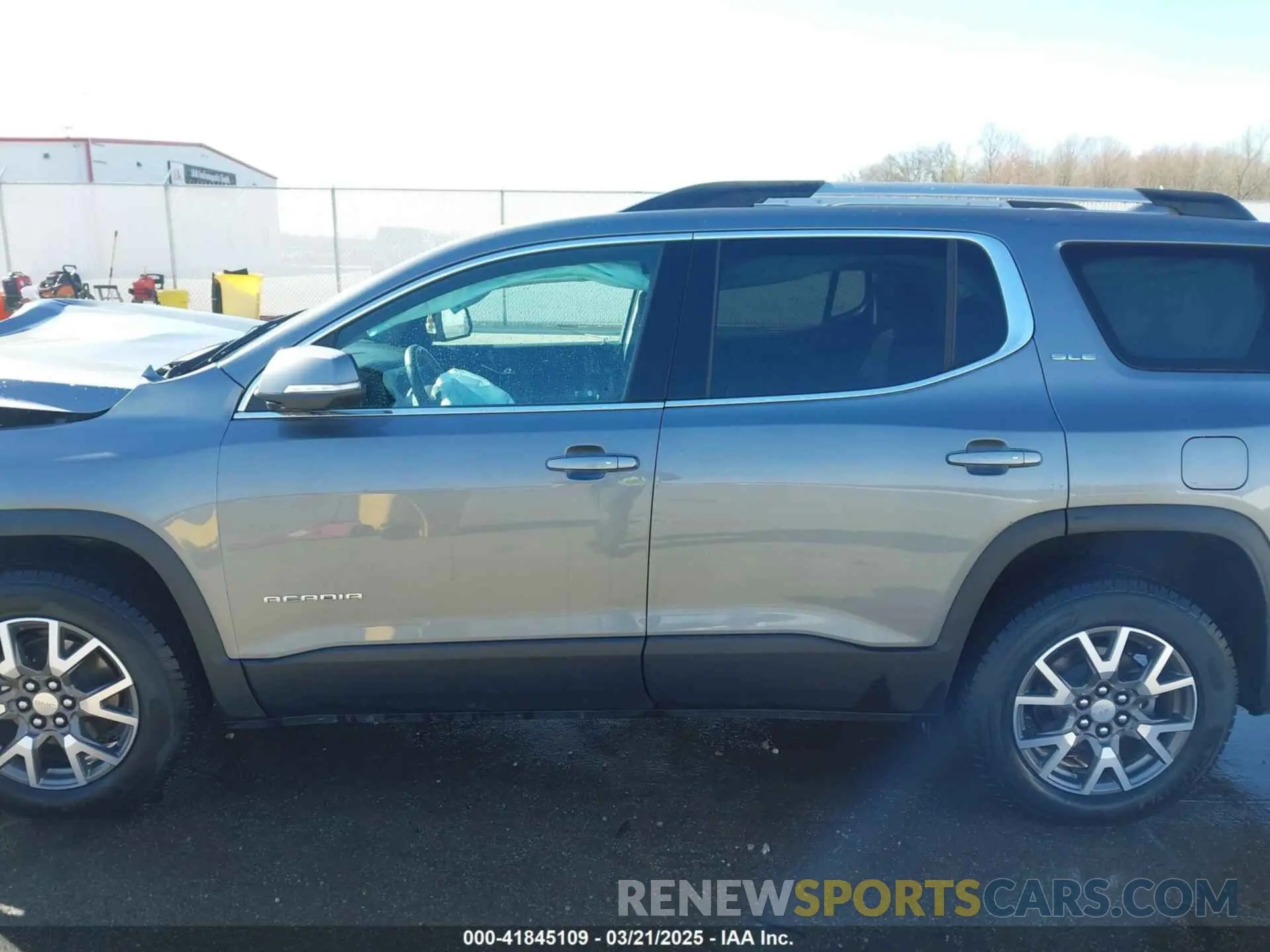 14 Photograph of a damaged car 1GKKNRL4XLZ183327 GMC ACADIA 2020