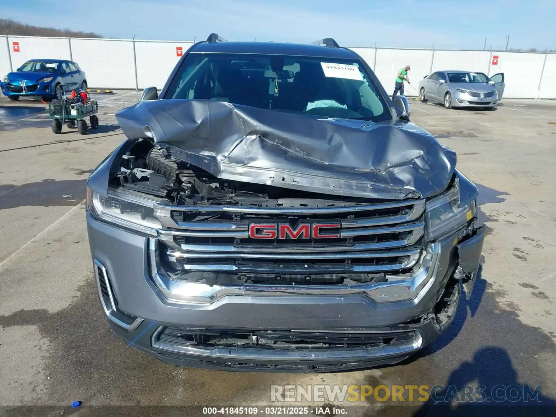 6 Photograph of a damaged car 1GKKNRL4XLZ183327 GMC ACADIA 2020