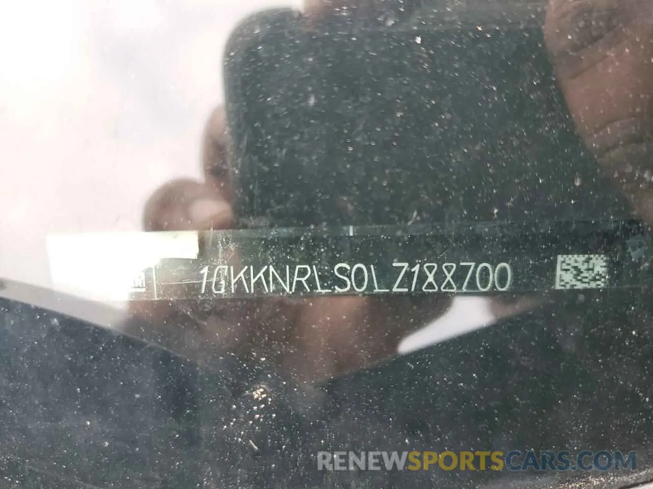 13 Photograph of a damaged car 1GKKNRLS0LZ188700 GMC ACADIA 2020