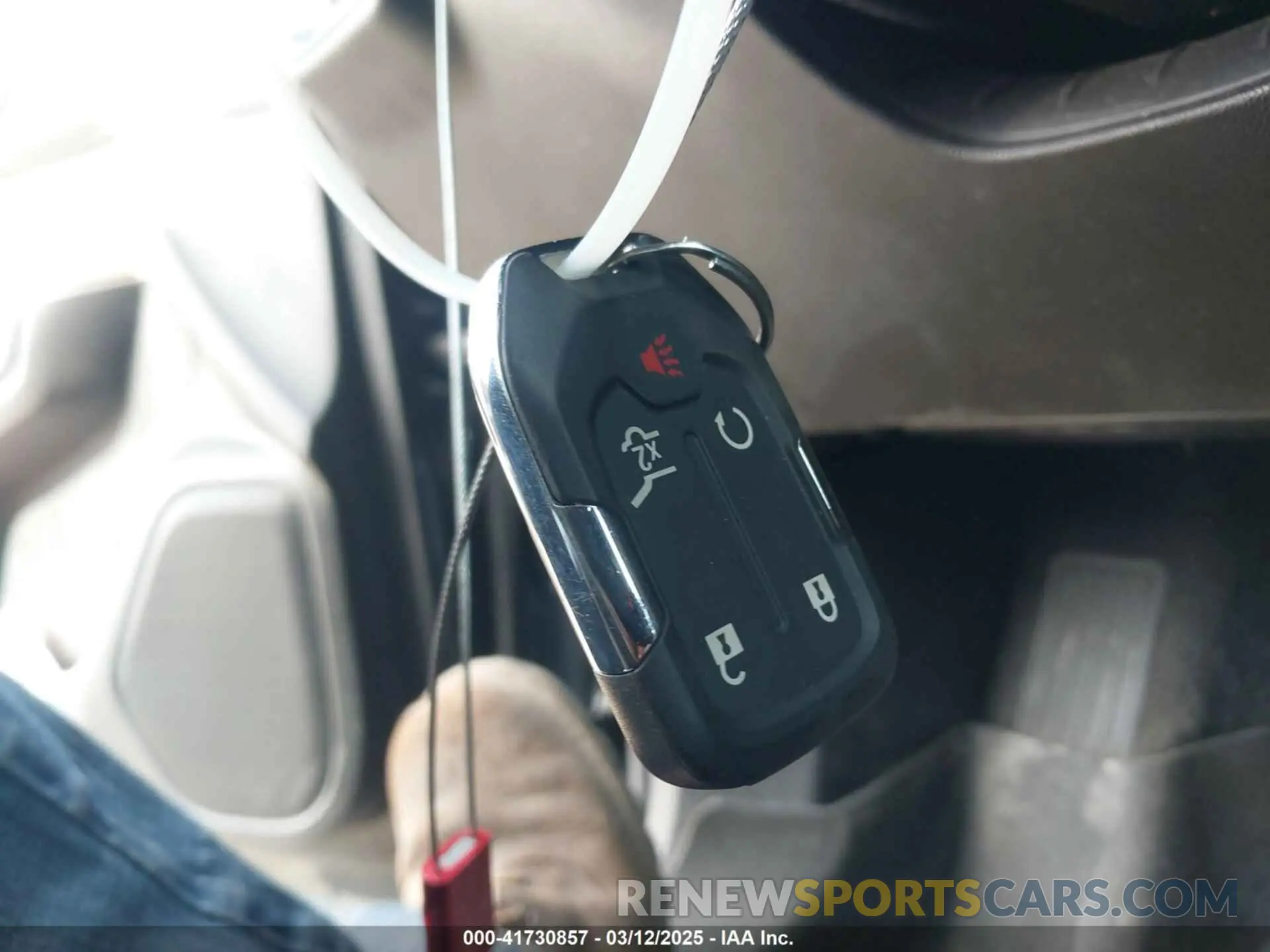 11 Photograph of a damaged car 1GKKNRLS1LZ224345 GMC ACADIA 2020