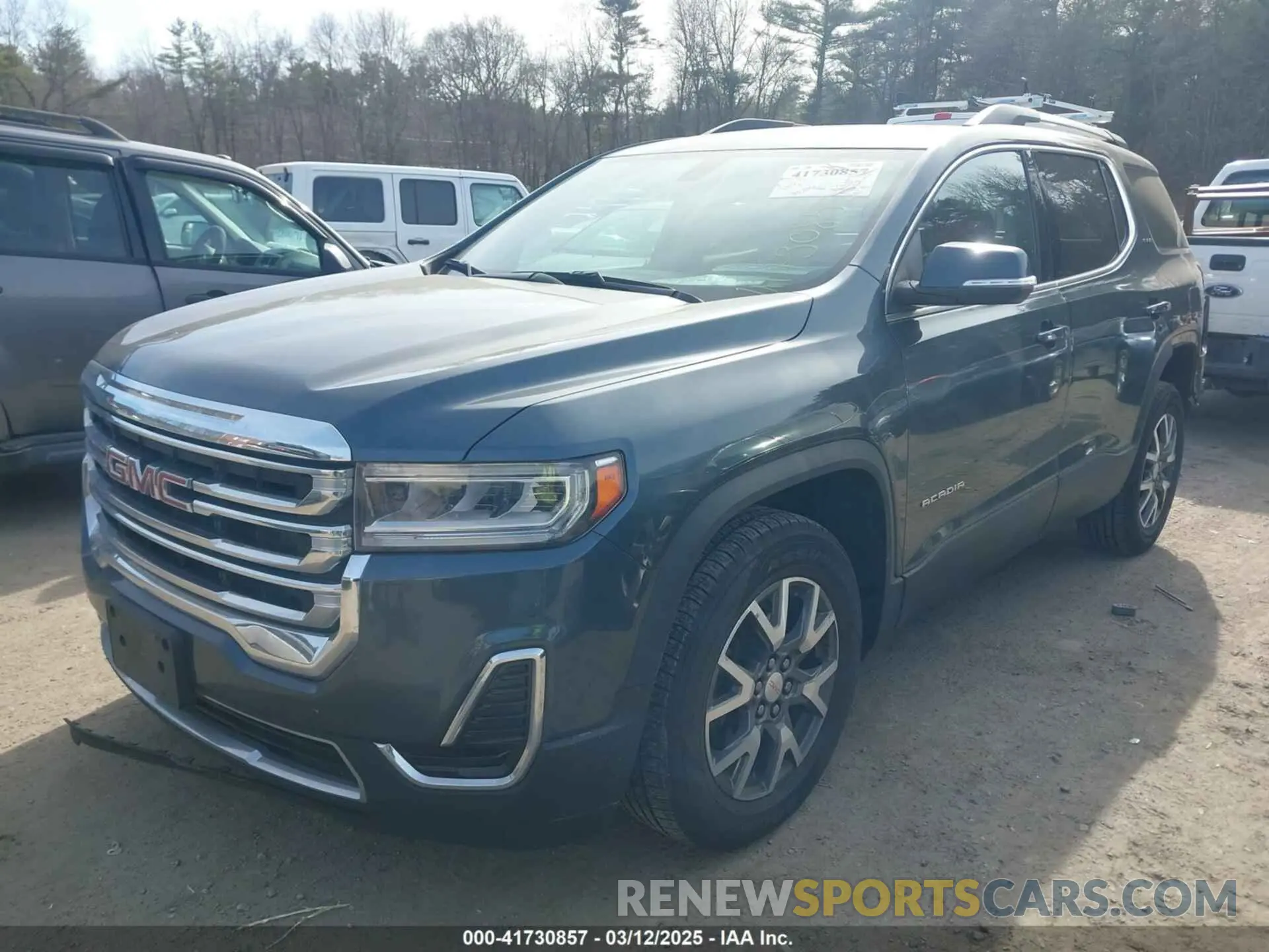 2 Photograph of a damaged car 1GKKNRLS1LZ224345 GMC ACADIA 2020