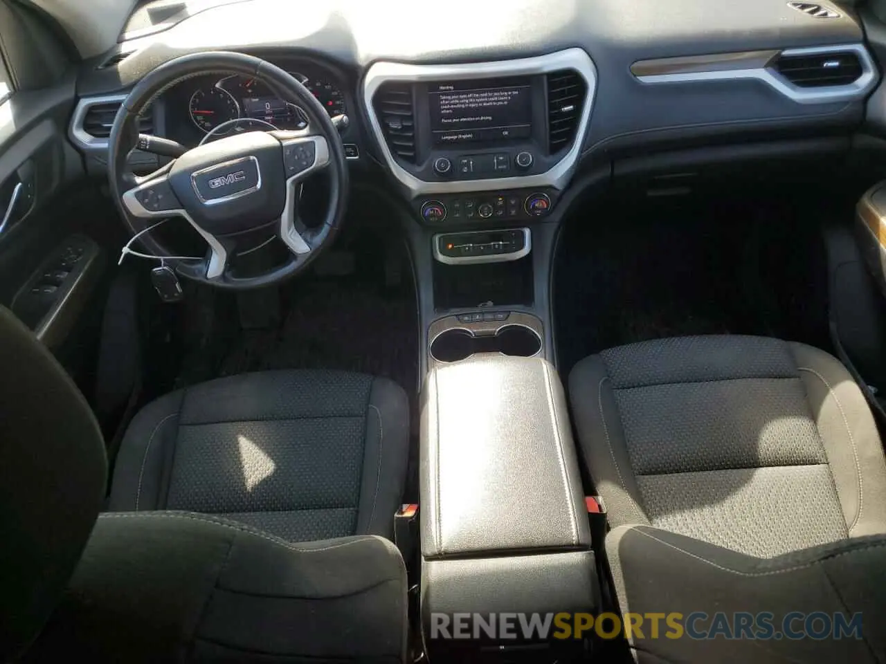 8 Photograph of a damaged car 1GKKNRLS2LZ145945 GMC ACADIA 2020