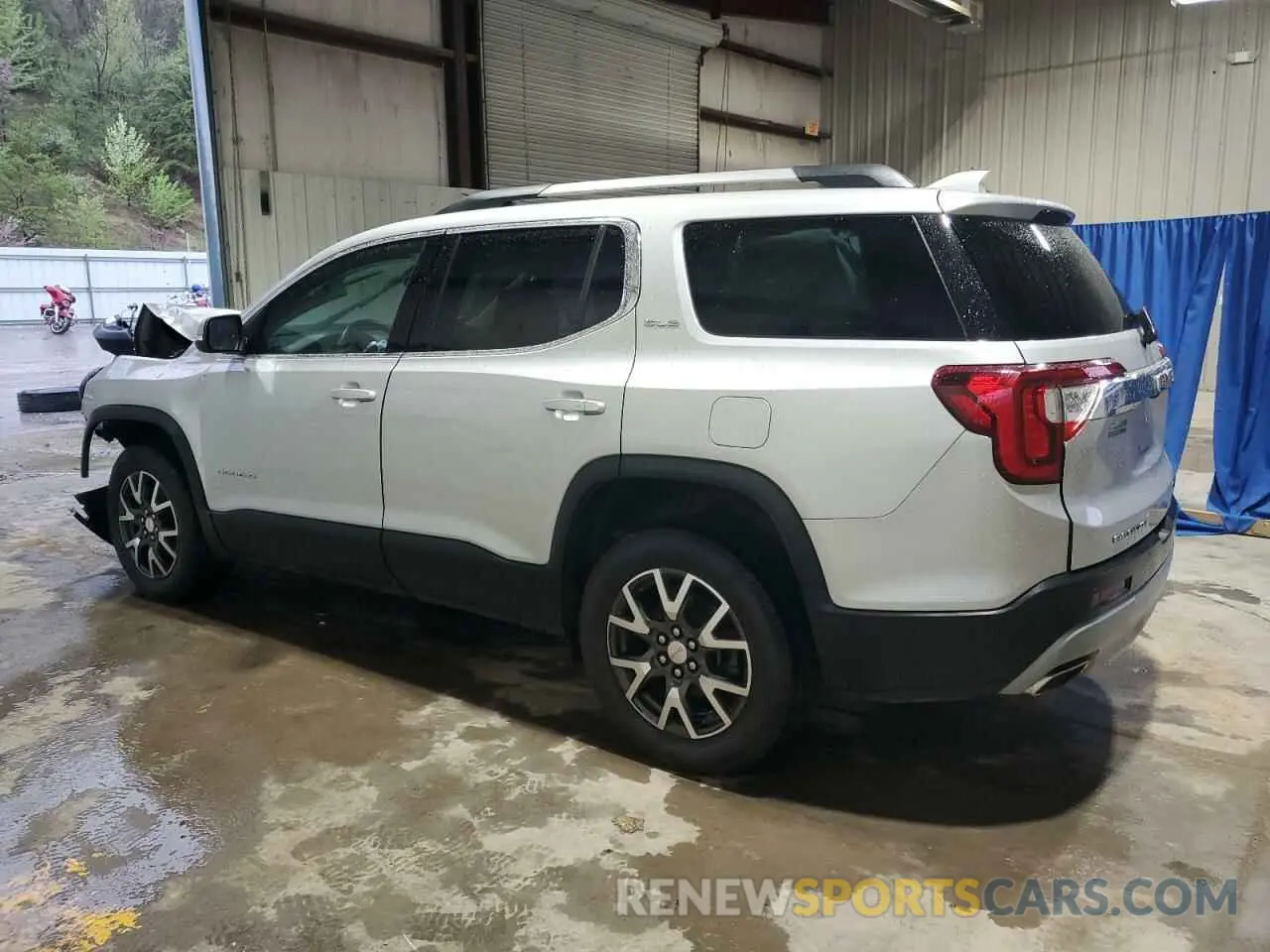 2 Photograph of a damaged car 1GKKNRLS4LZ192717 GMC ACADIA 2020