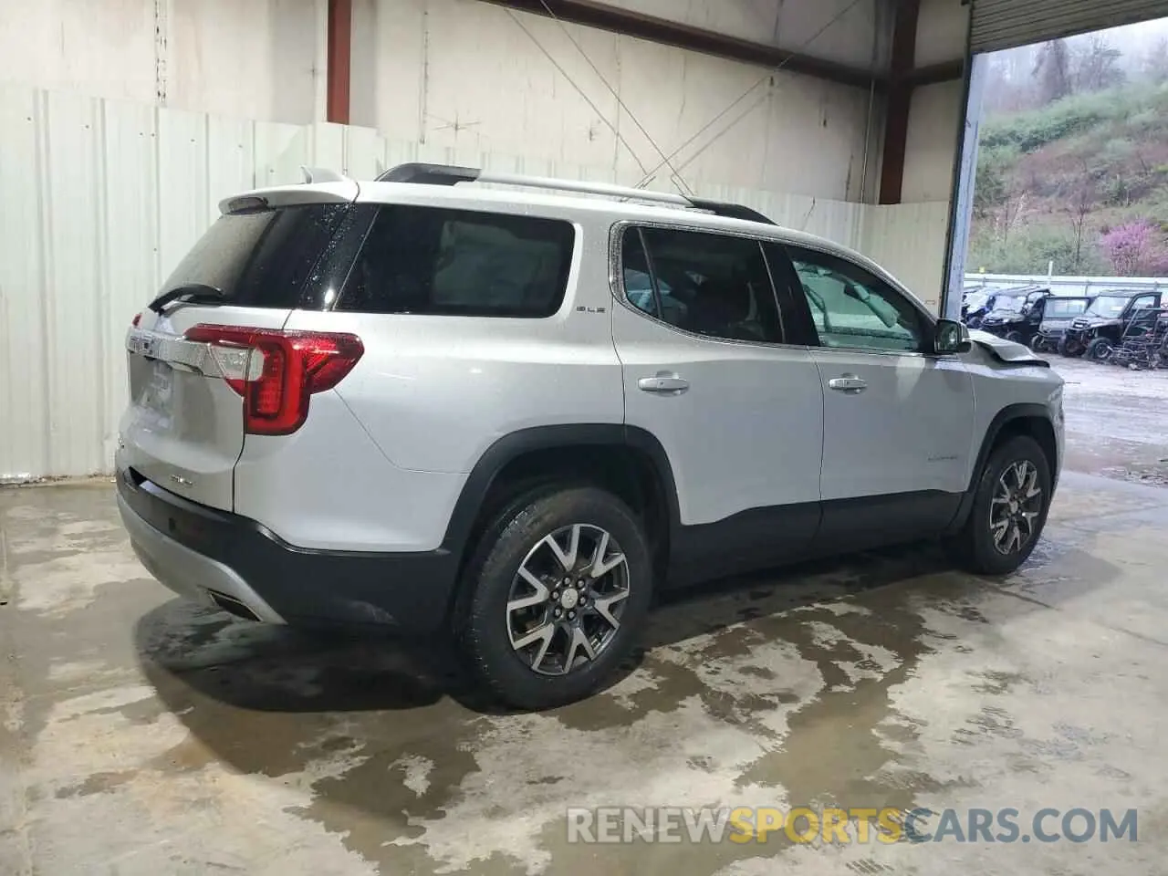 3 Photograph of a damaged car 1GKKNRLS4LZ192717 GMC ACADIA 2020