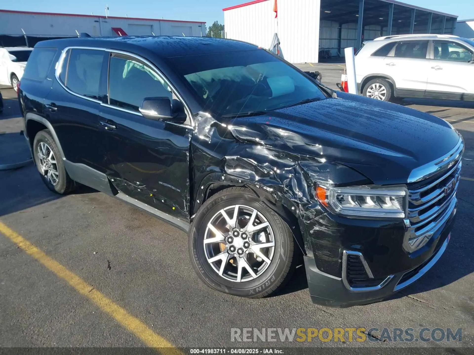 1 Photograph of a damaged car 1GKKNRLS7LZ191772 GMC ACADIA 2020