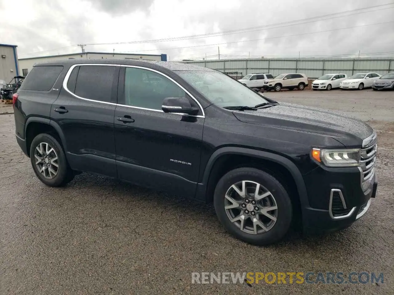 4 Photograph of a damaged car 1GKKNRLS7LZ240632 GMC ACADIA 2020