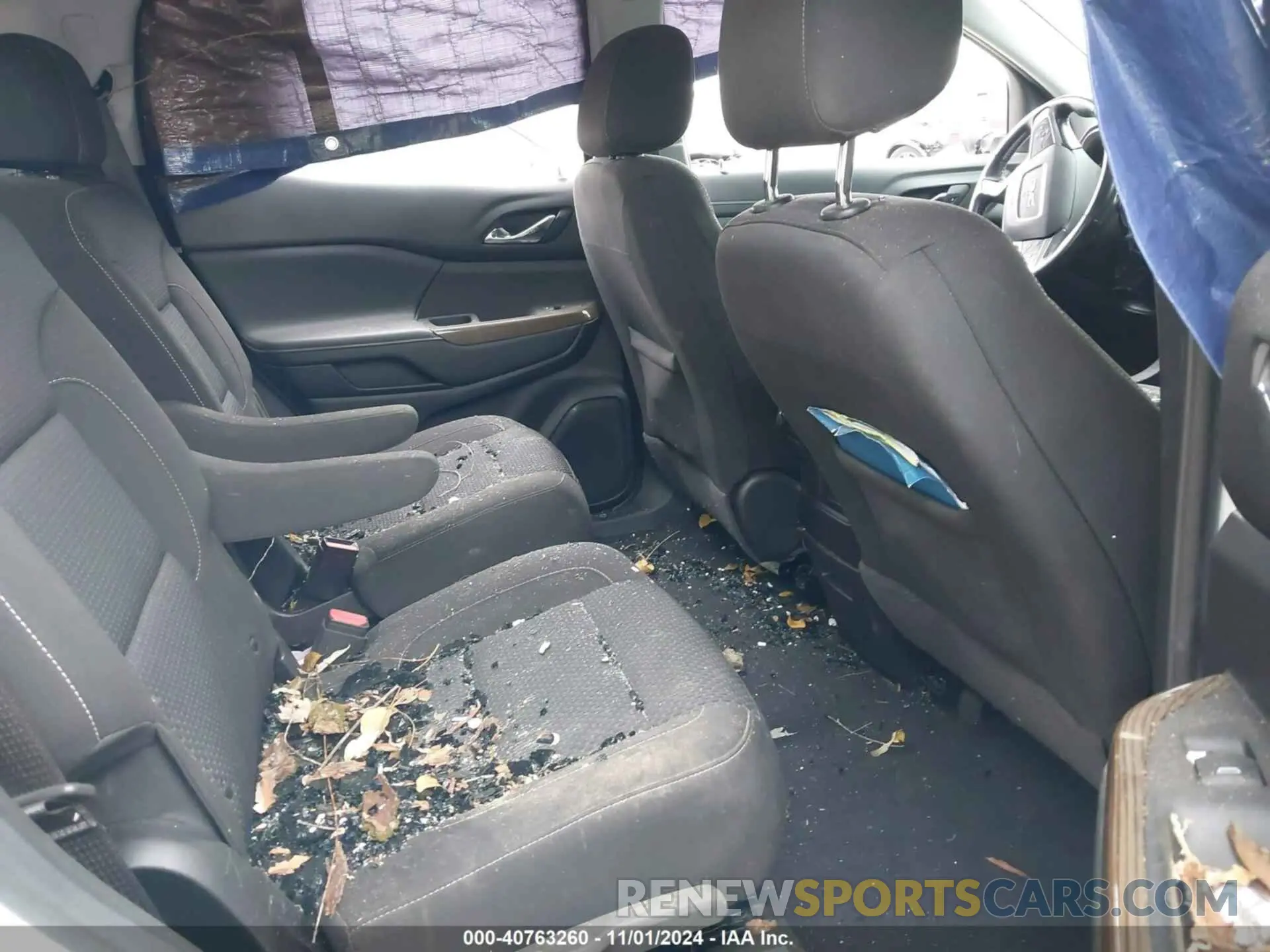 8 Photograph of a damaged car 1GKKNRLSXLZ234243 GMC ACADIA 2020
