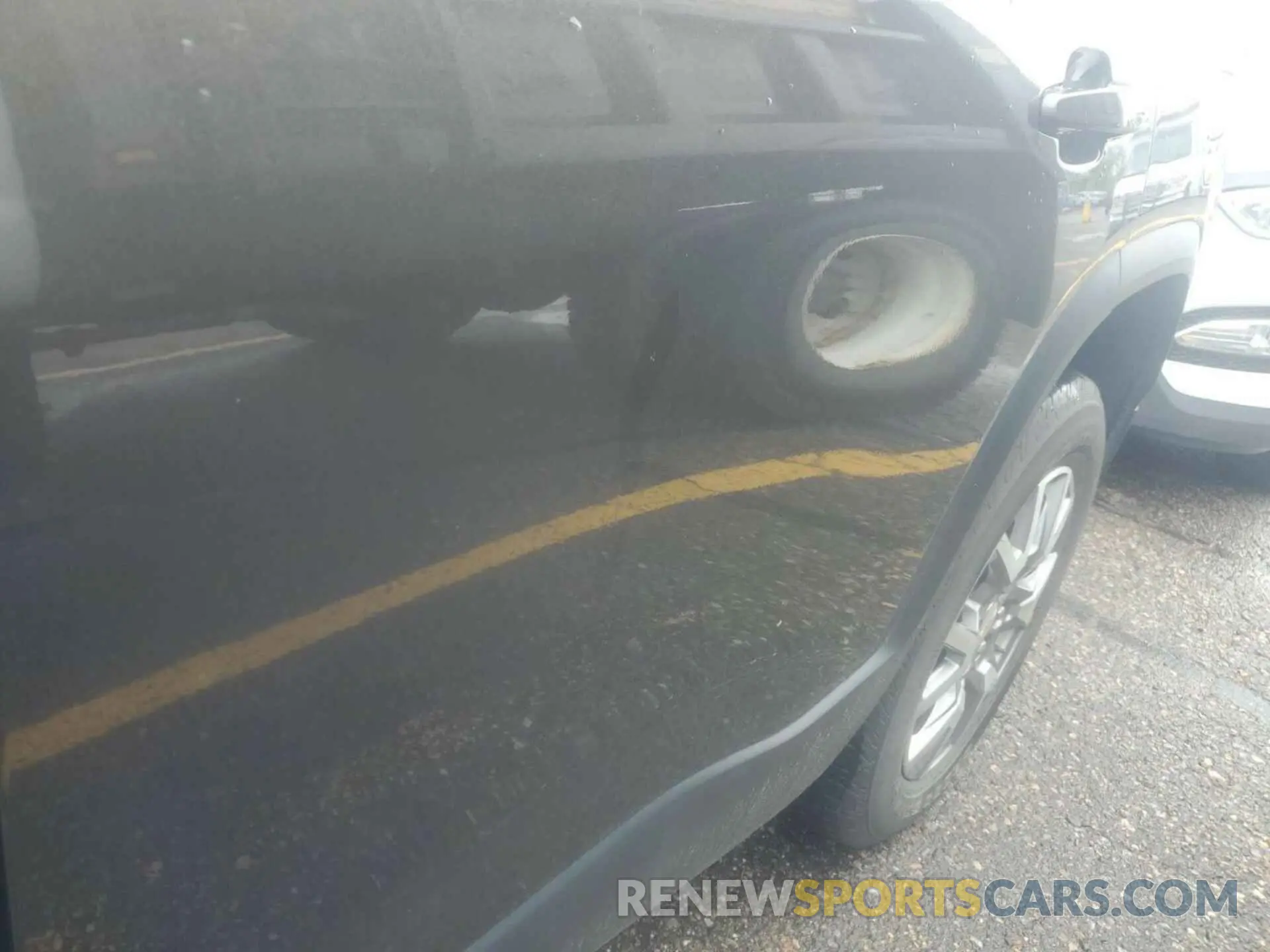 6 Photograph of a damaged car 1GKKNUL44LZ162380 GMC ACADIA 2020