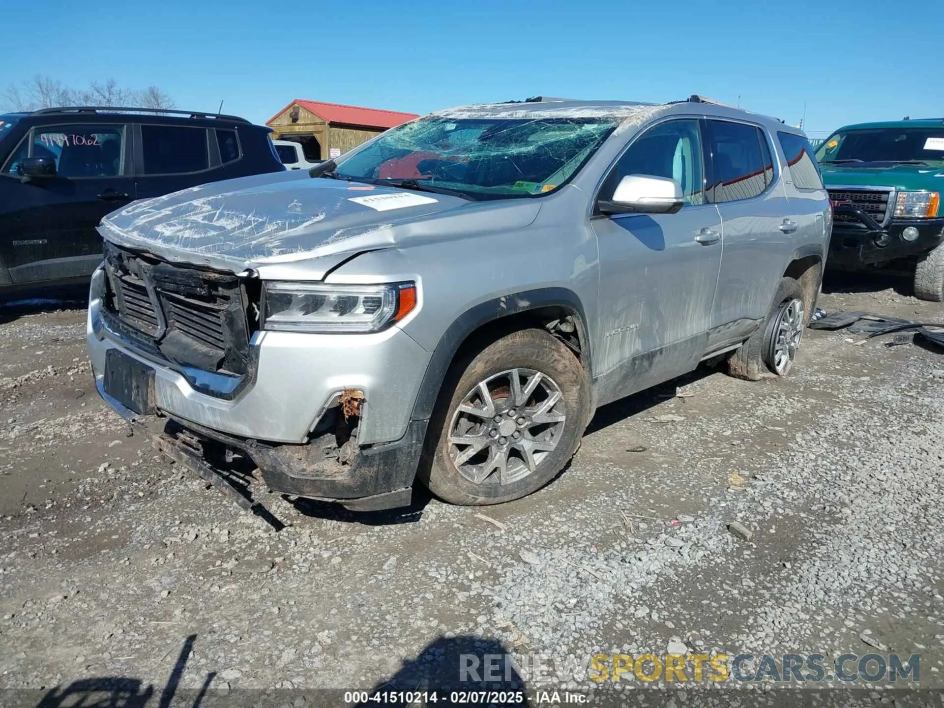 2 Photograph of a damaged car 1GKKNUL48LZ194863 GMC ACADIA 2020