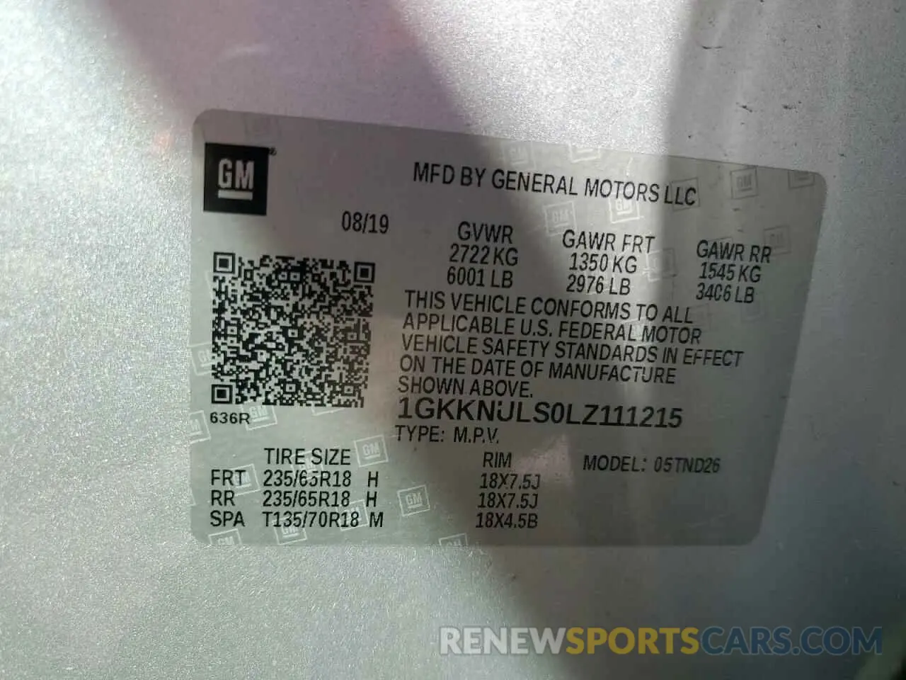 13 Photograph of a damaged car 1GKKNULS0LZ111215 GMC ACADIA 2020