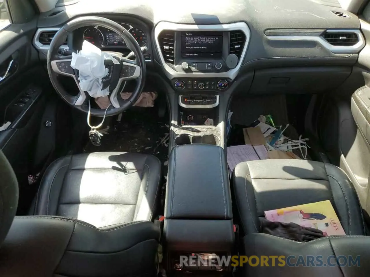 8 Photograph of a damaged car 1GKKNULS0LZ111215 GMC ACADIA 2020