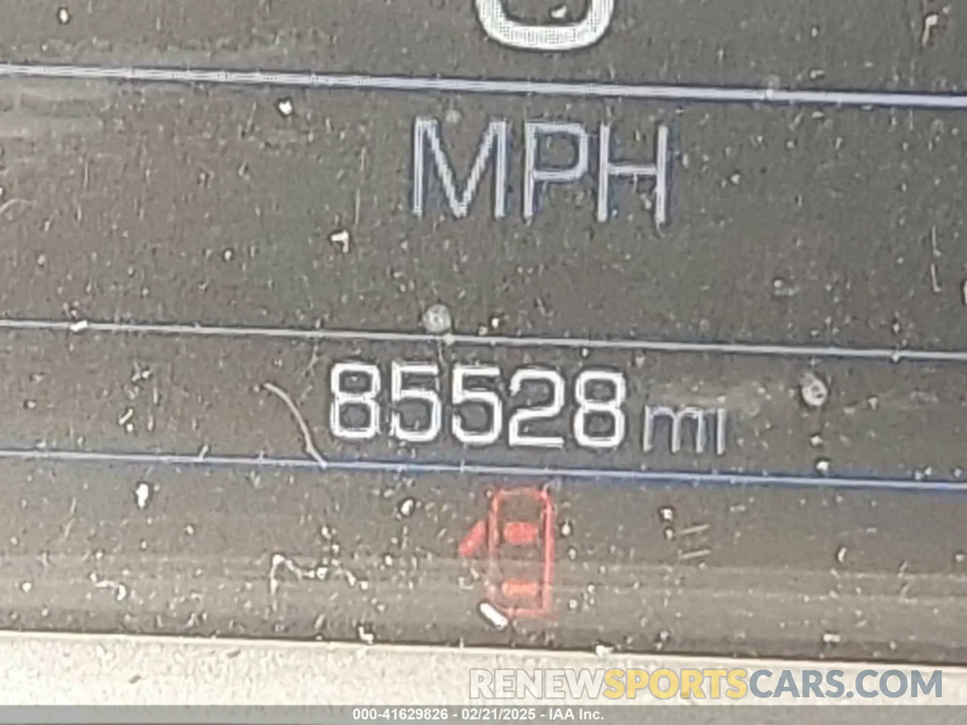 16 Photograph of a damaged car 1GKKNULS1LZ147754 GMC ACADIA 2020