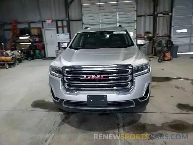 14 Photograph of a damaged car 1GKKNULS2LZ117677 GMC ACADIA 2020