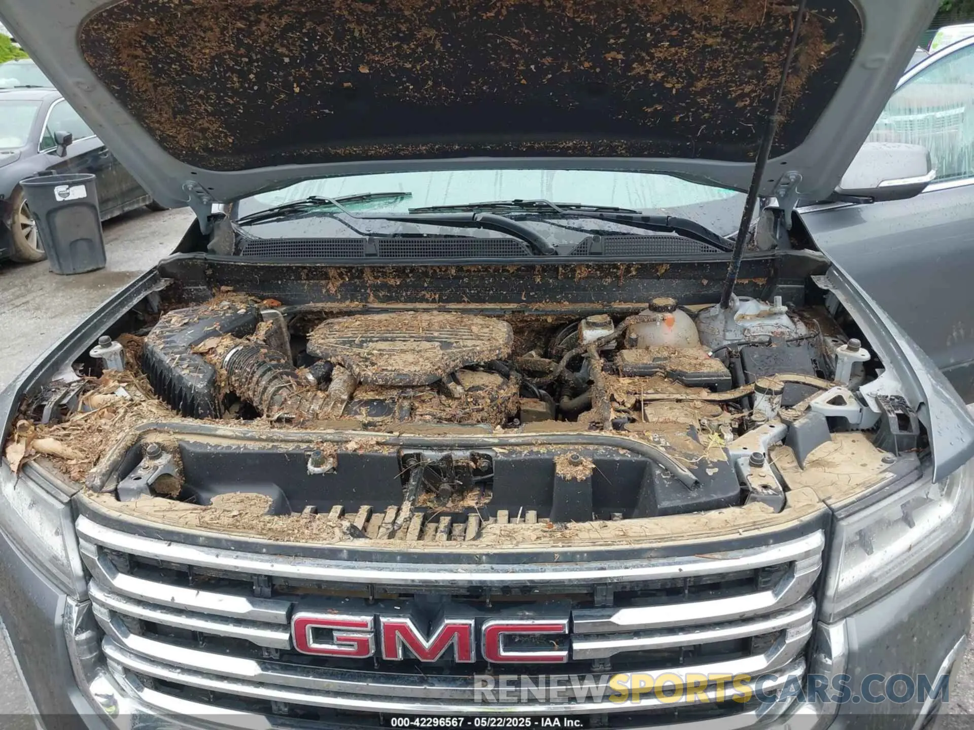 10 Photograph of a damaged car 1GKKNULS2LZ177801 GMC ACADIA 2020