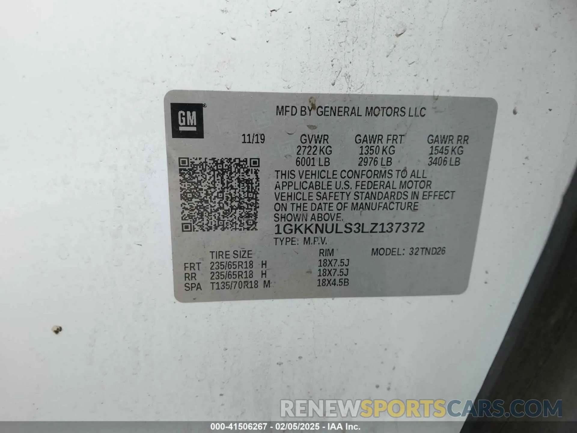 9 Photograph of a damaged car 1GKKNULS3LZ137372 GMC ACADIA 2020