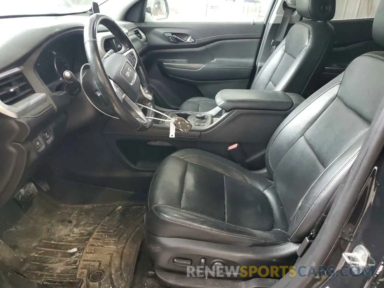 7 Photograph of a damaged car 1GKKNULS6LZ132957 GMC ACADIA 2020