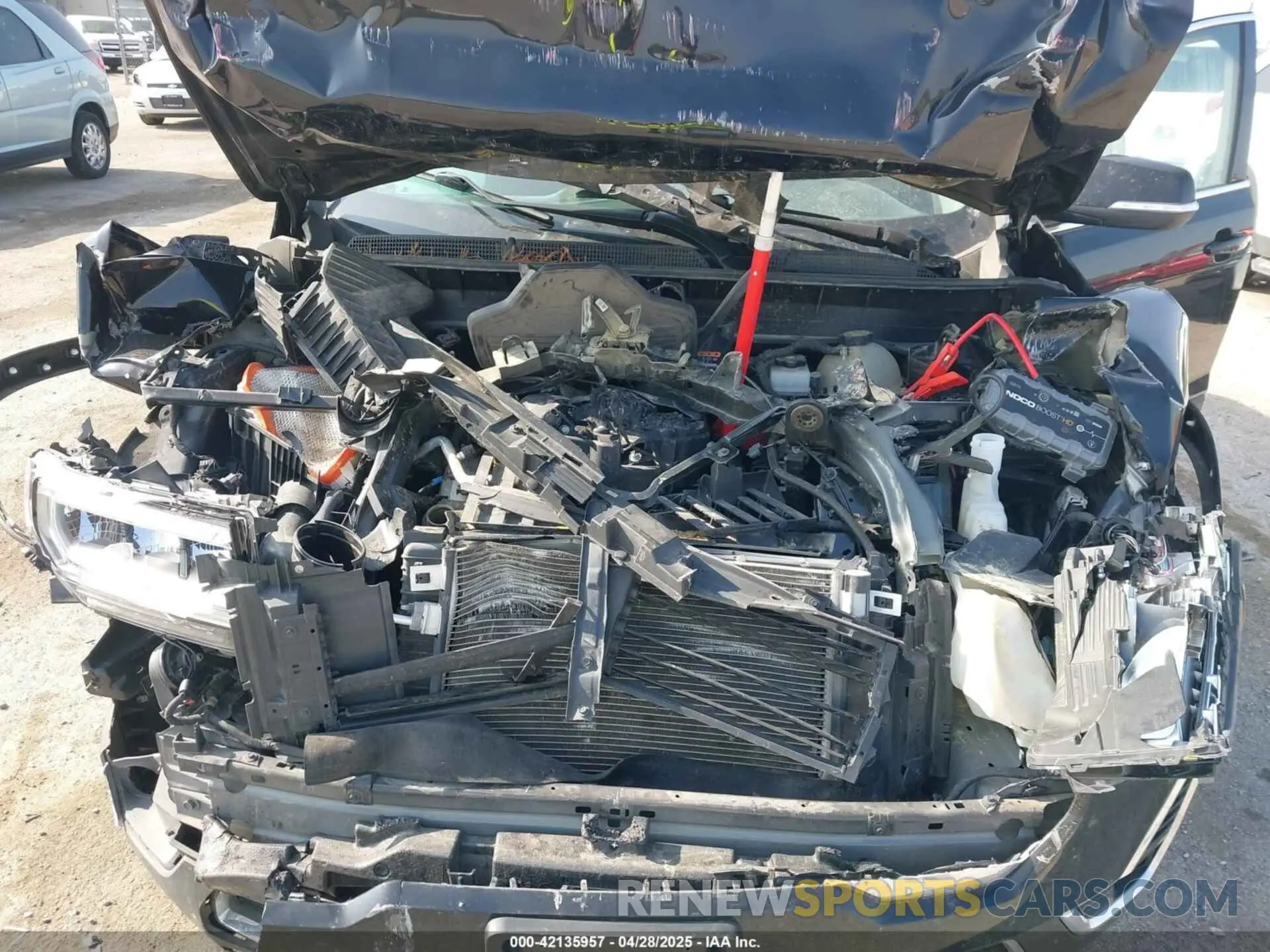 10 Photograph of a damaged car 1GKKNULS8LZ154507 GMC ACADIA 2020