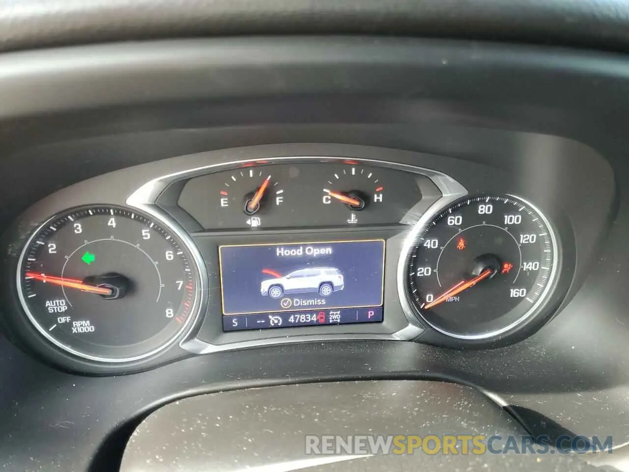 9 Photograph of a damaged car 1GKKNULS8LZ208369 GMC ACADIA 2020