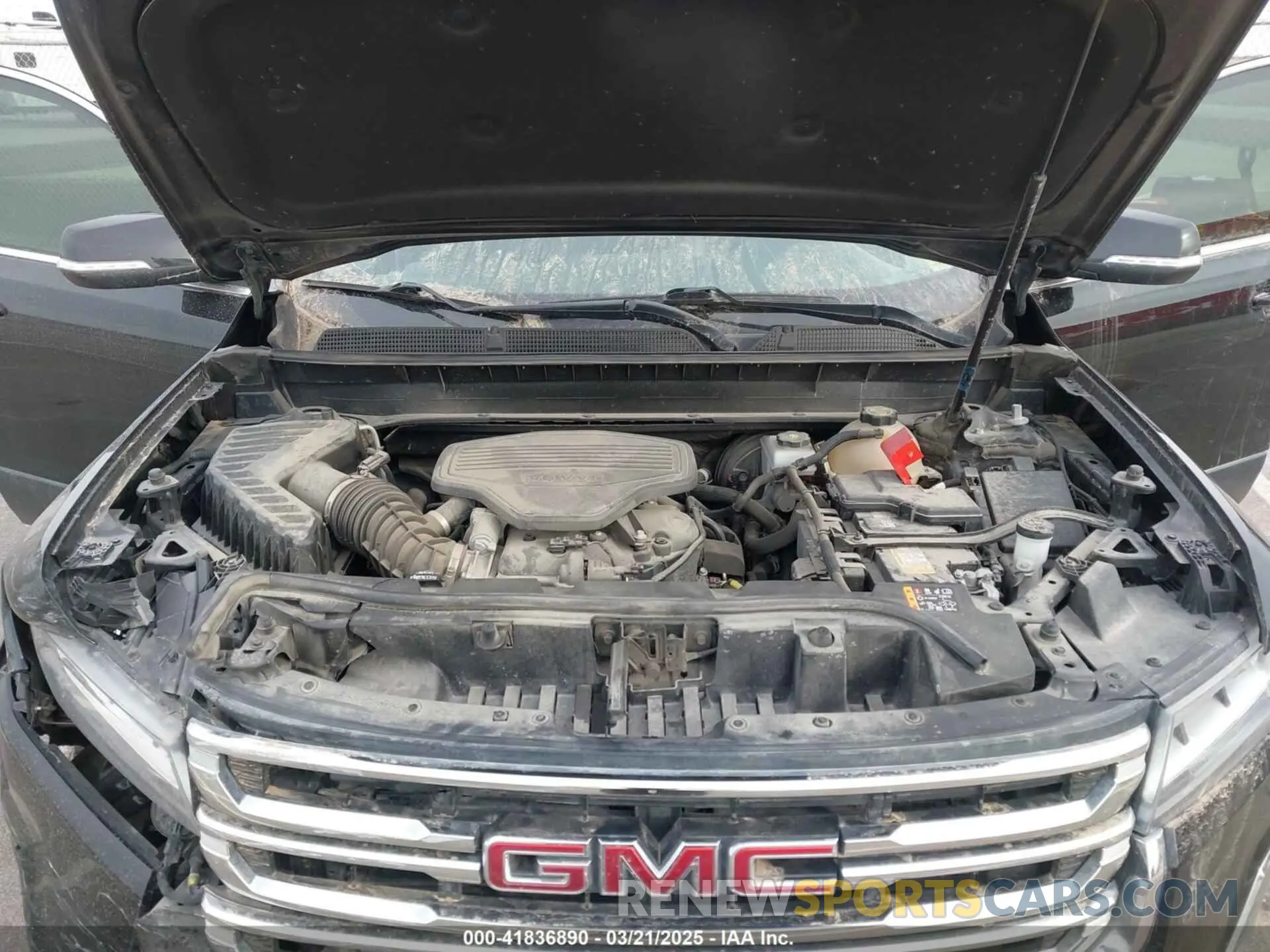 10 Photograph of a damaged car 1GKKNULSXLZ232009 GMC ACADIA 2020