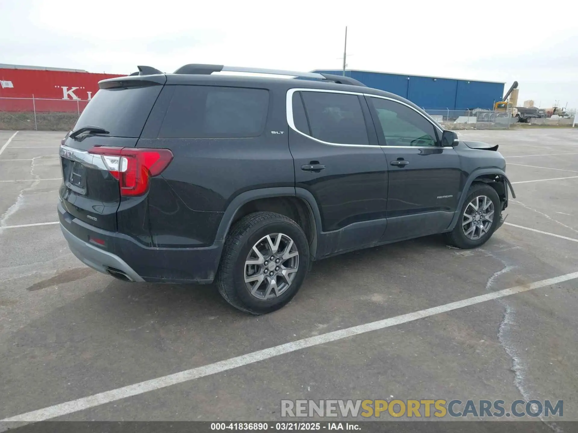 4 Photograph of a damaged car 1GKKNULSXLZ232009 GMC ACADIA 2020