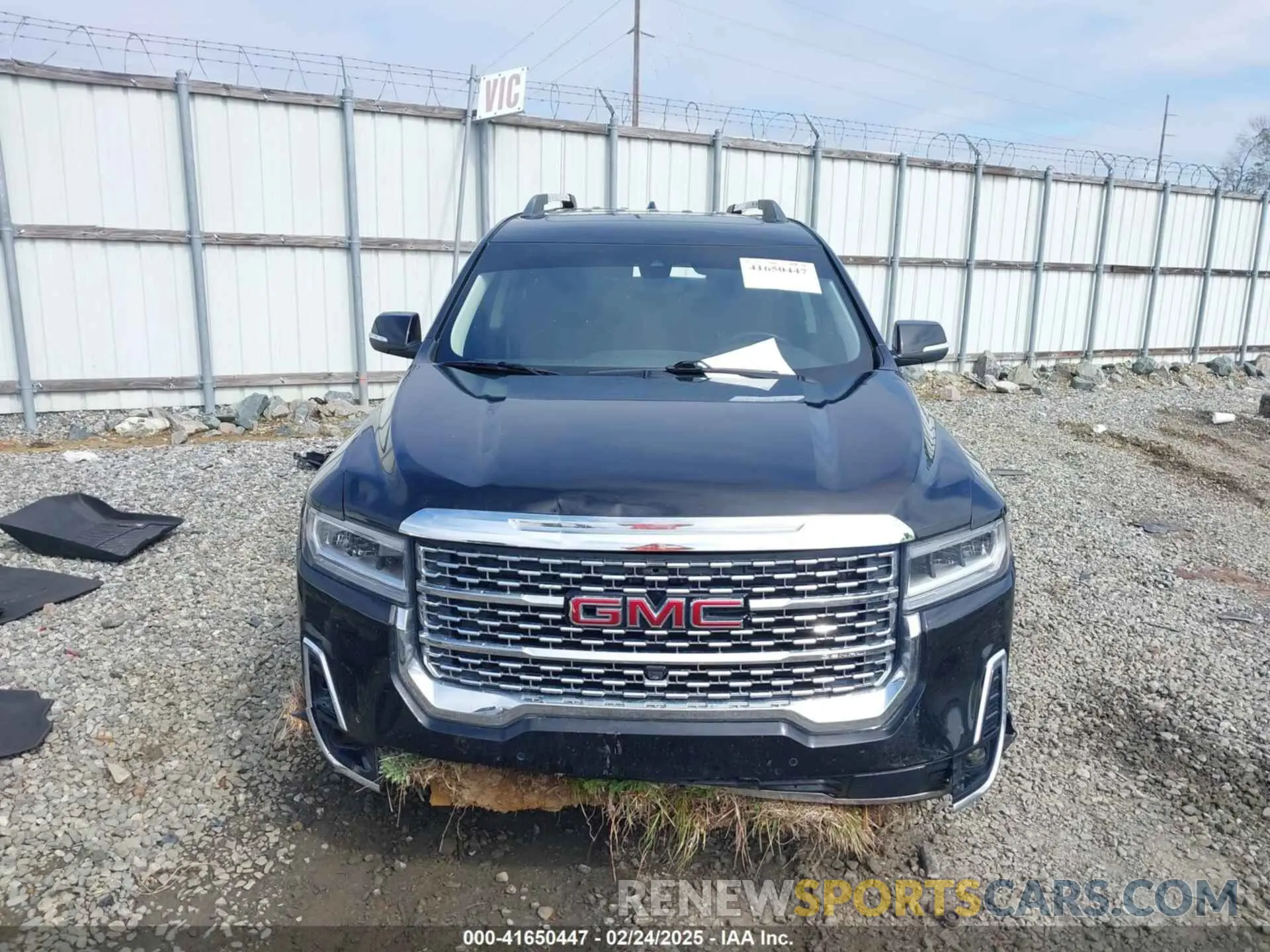 12 Photograph of a damaged car 1GKKNXLS0LZ114519 GMC ACADIA 2020