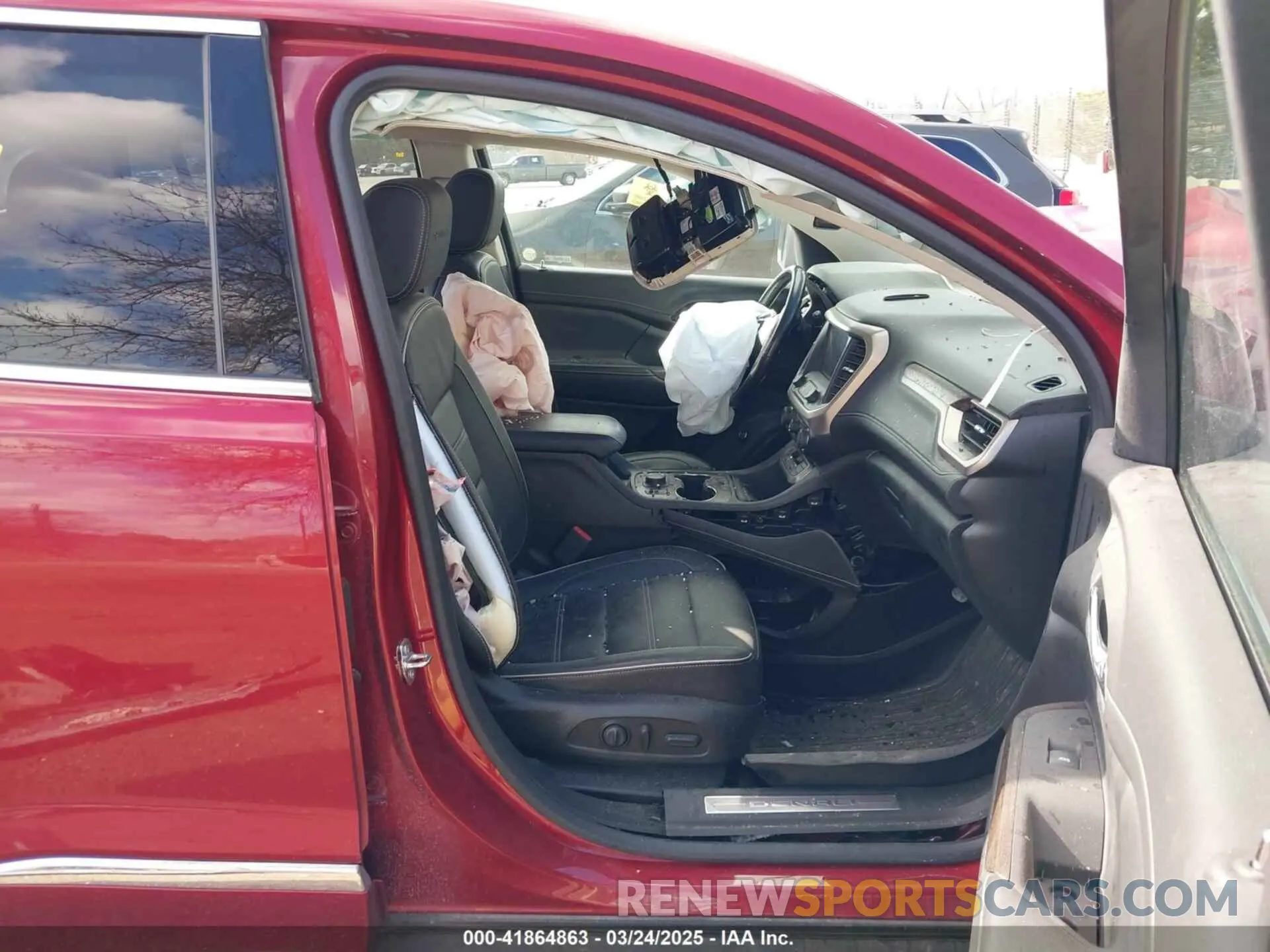 5 Photograph of a damaged car 1GKKNXLS3LZ143383 GMC ACADIA 2020