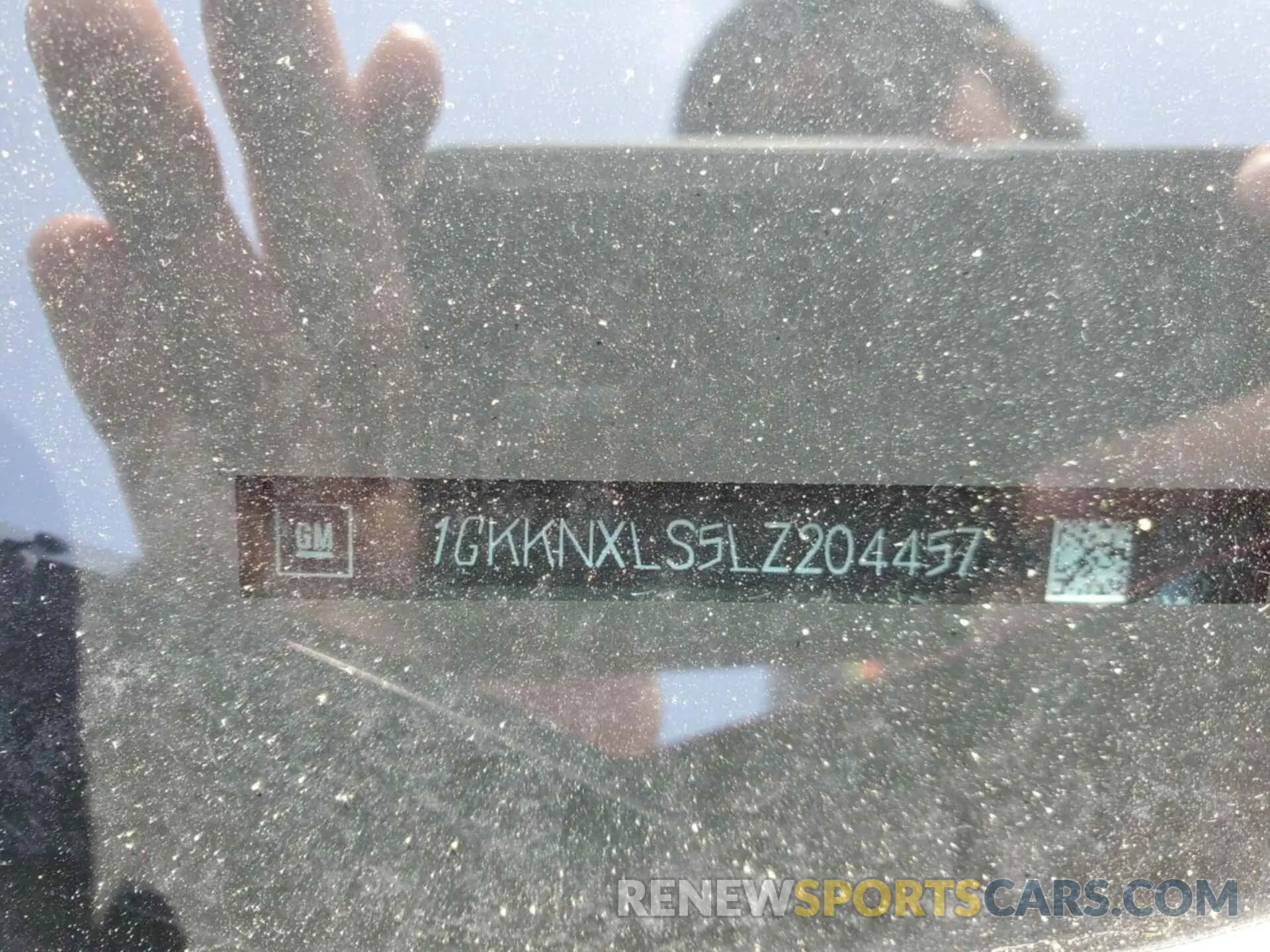 7 Photograph of a damaged car 1GKKNXLS5LZ204457 GMC ACADIA 2020