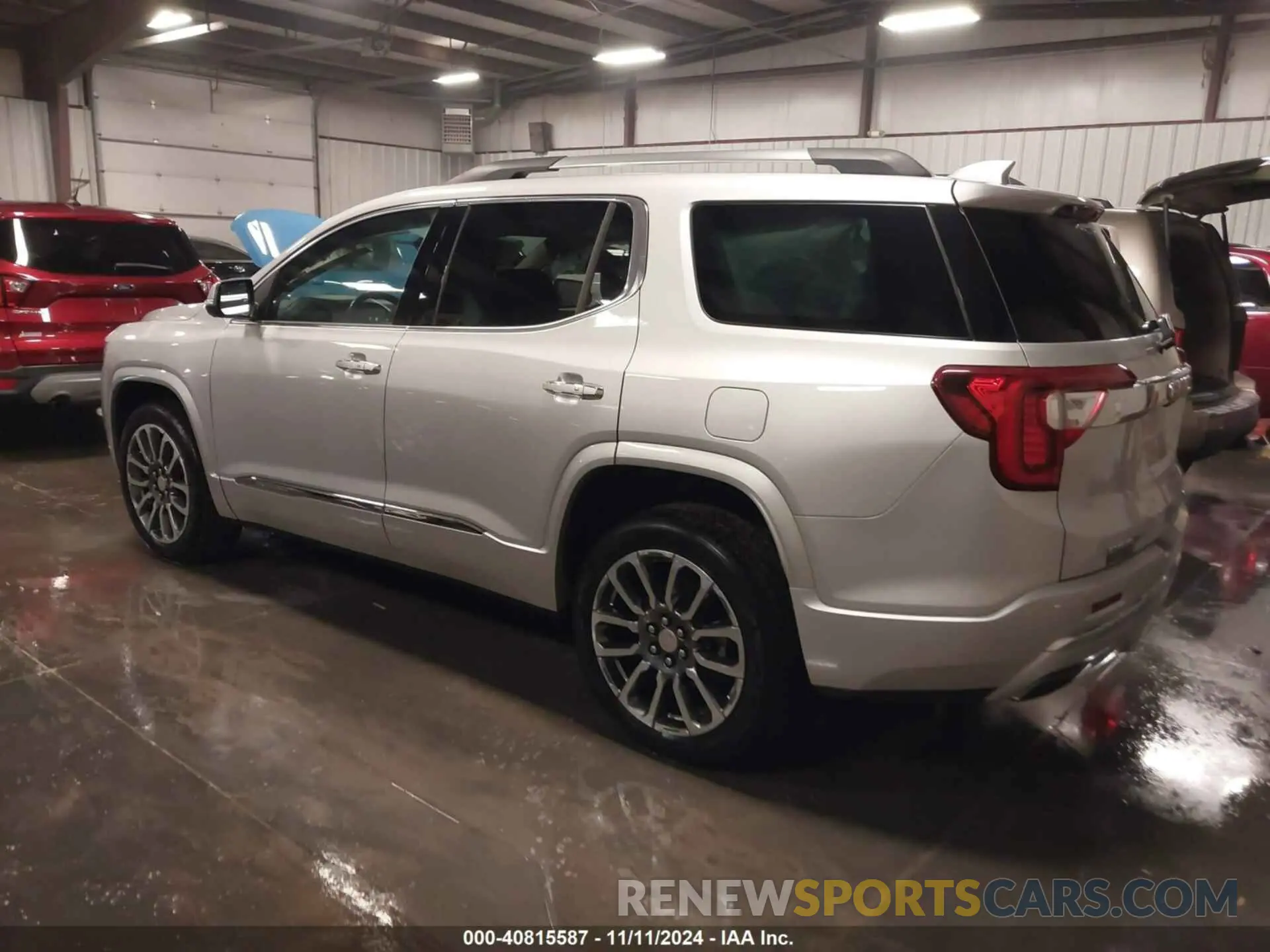 3 Photograph of a damaged car 1GKKNXLS9LZ215459 GMC ACADIA 2020