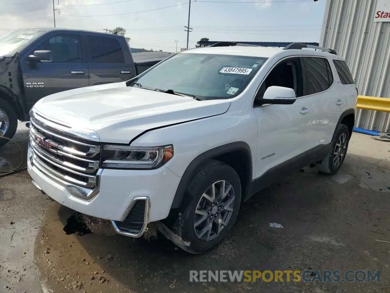 1 Photograph of a damaged car 1GKKNKLA1MZ132040 GMC ACADIA 2021