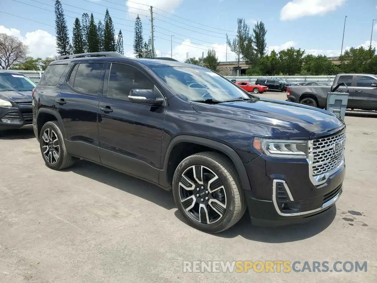 4 Photograph of a damaged car 1GKKNKLA2MZ139157 GMC ACADIA 2021