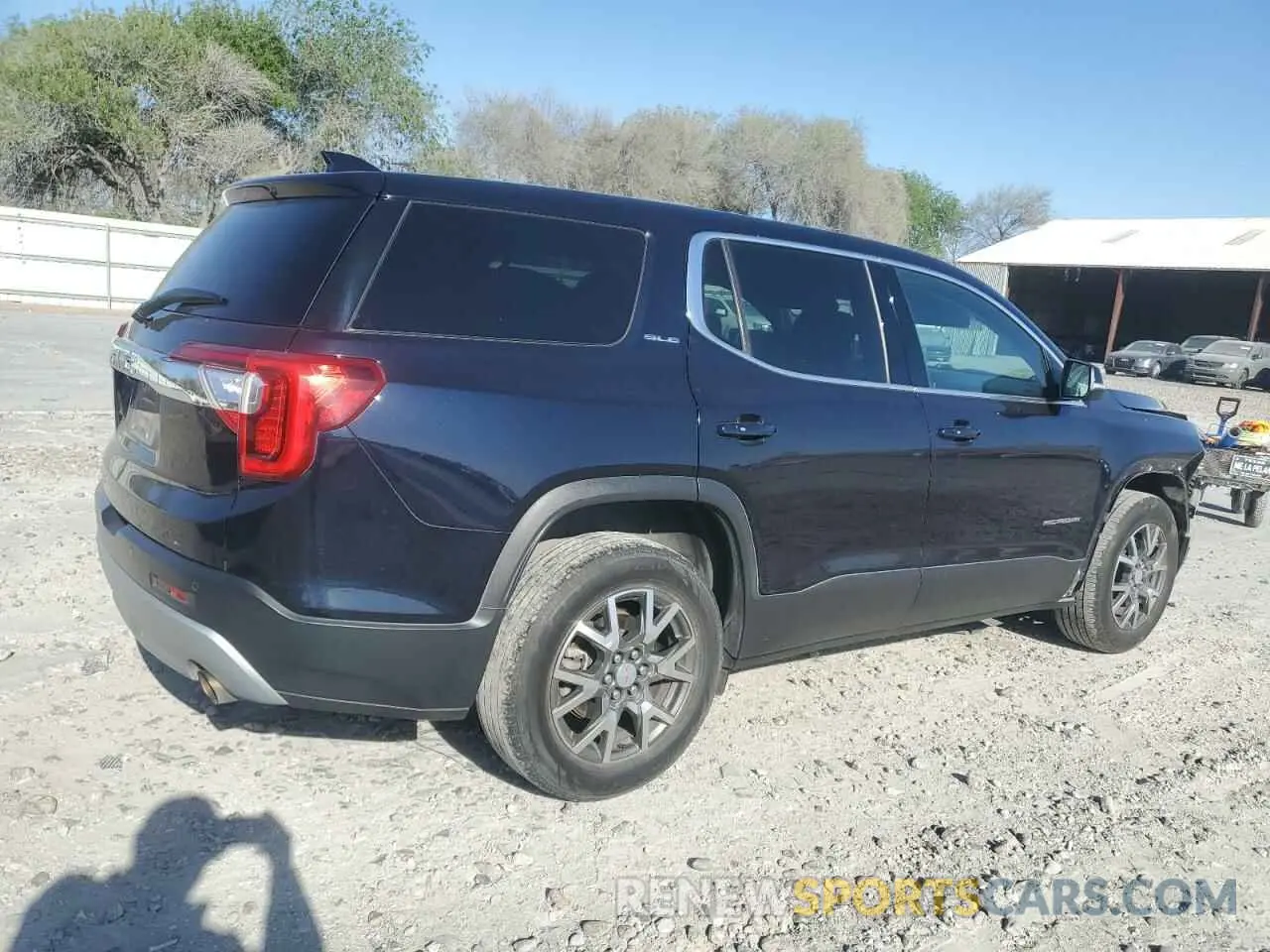 3 Photograph of a damaged car 1GKKNKLA4MZ162407 GMC ACADIA 2021
