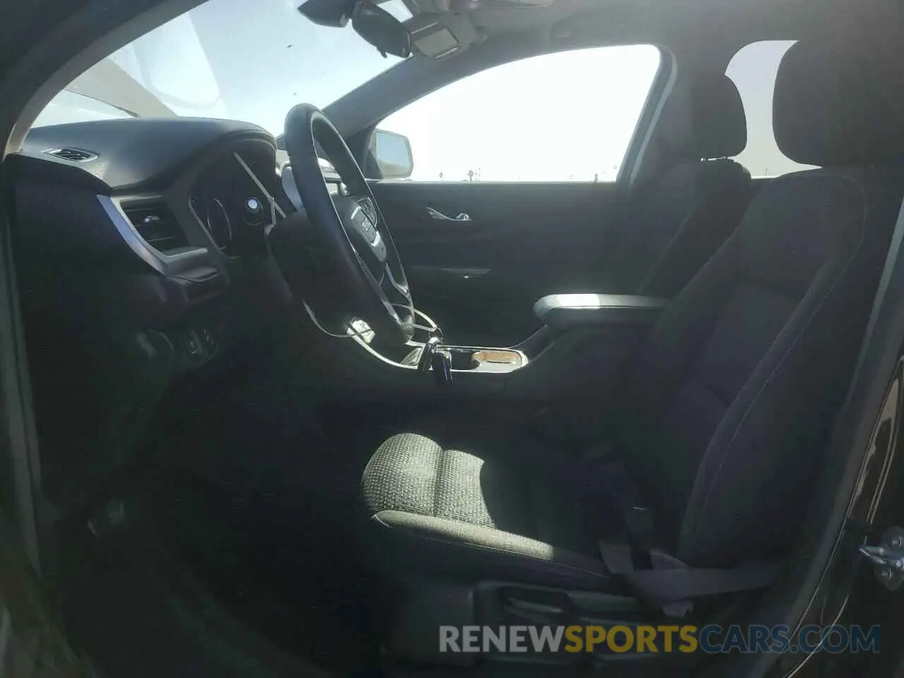 7 Photograph of a damaged car 1GKKNKLA4MZ162407 GMC ACADIA 2021