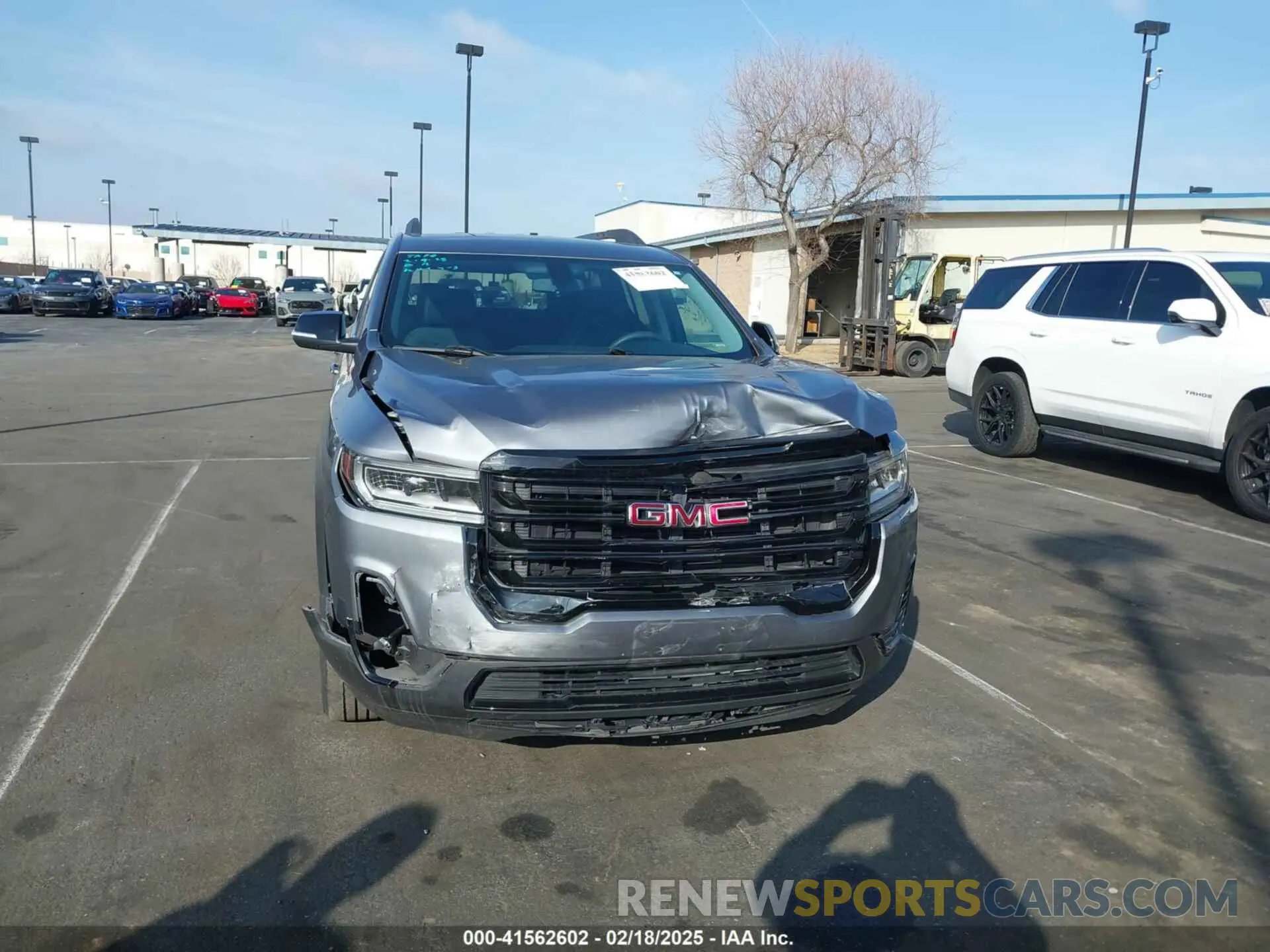 6 Photograph of a damaged car 1GKKNKLA4MZ168921 GMC ACADIA 2021