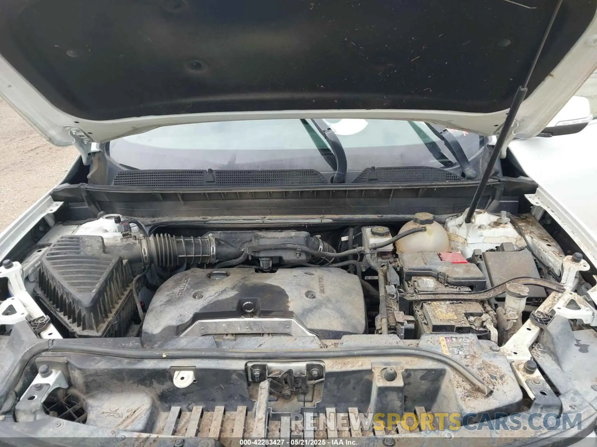 10 Photograph of a damaged car 1GKKNKLA4MZ205899 GMC ACADIA 2021