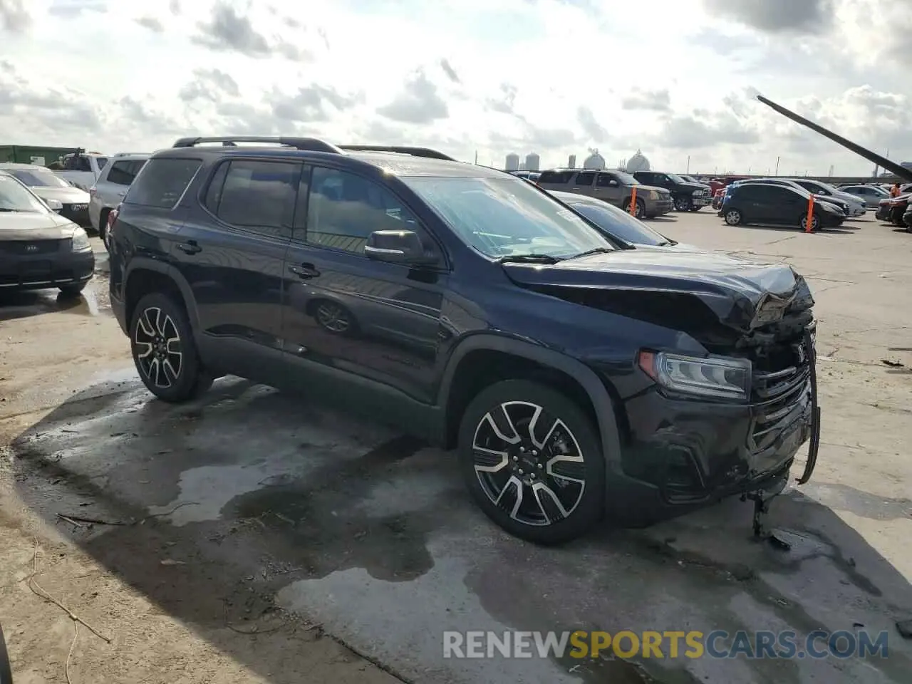 4 Photograph of a damaged car 1GKKNKLA5MZ175425 GMC ACADIA 2021