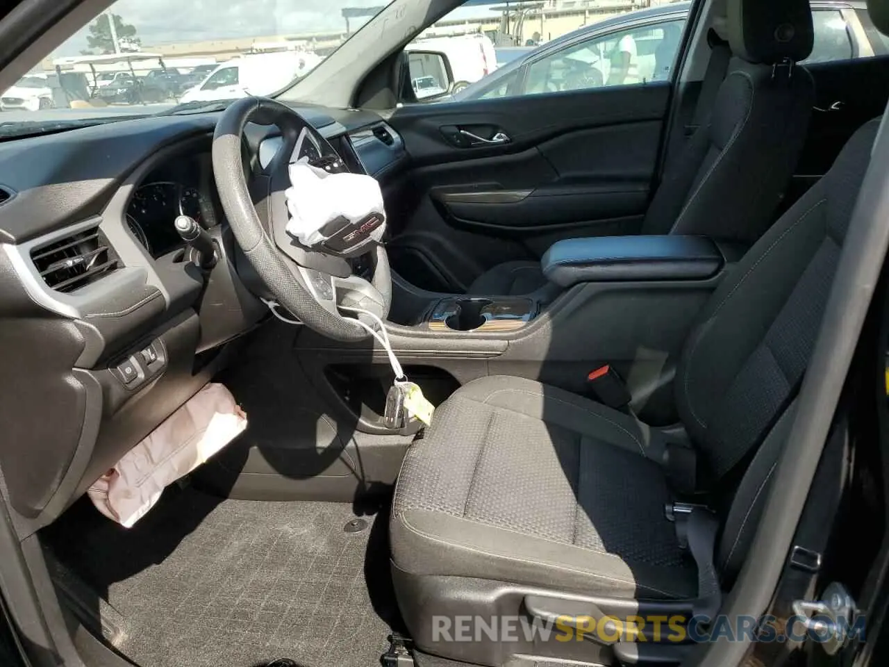 7 Photograph of a damaged car 1GKKNKLA5MZ175425 GMC ACADIA 2021