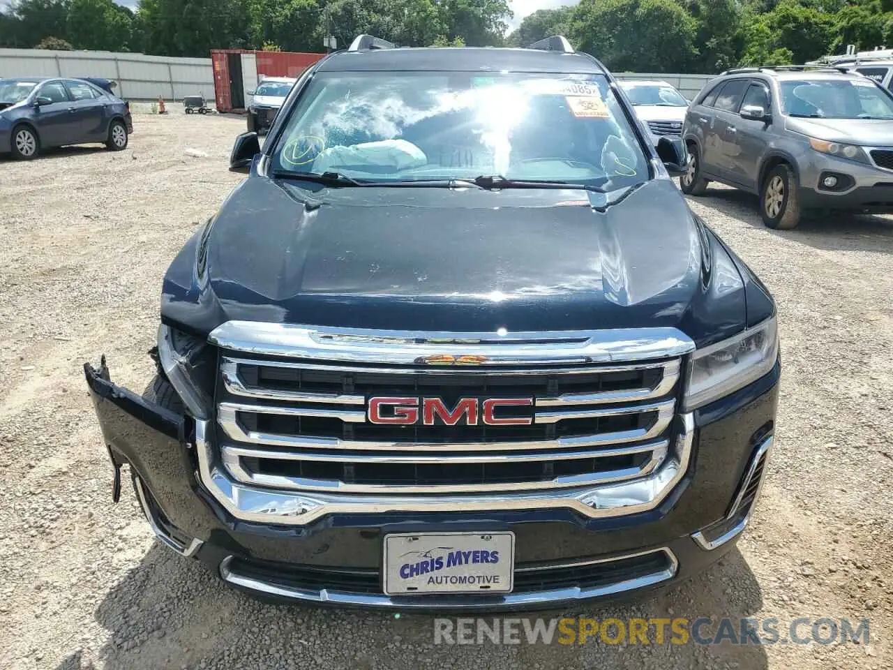 5 Photograph of a damaged car 1GKKNKLA6MZ125083 GMC ACADIA 2021