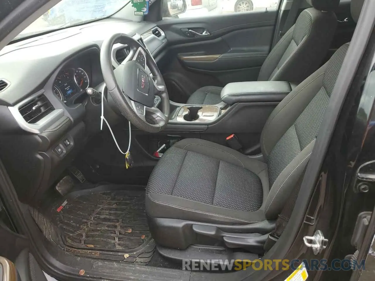 7 Photograph of a damaged car 1GKKNKLA9MZ215439 GMC ACADIA 2021