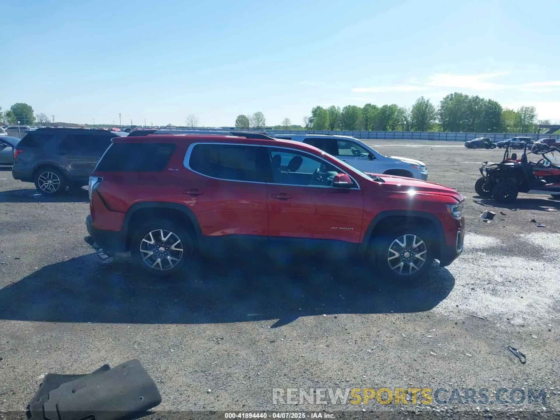 12 Photograph of a damaged car 1GKKNKLS5MZ224129 GMC ACADIA 2021