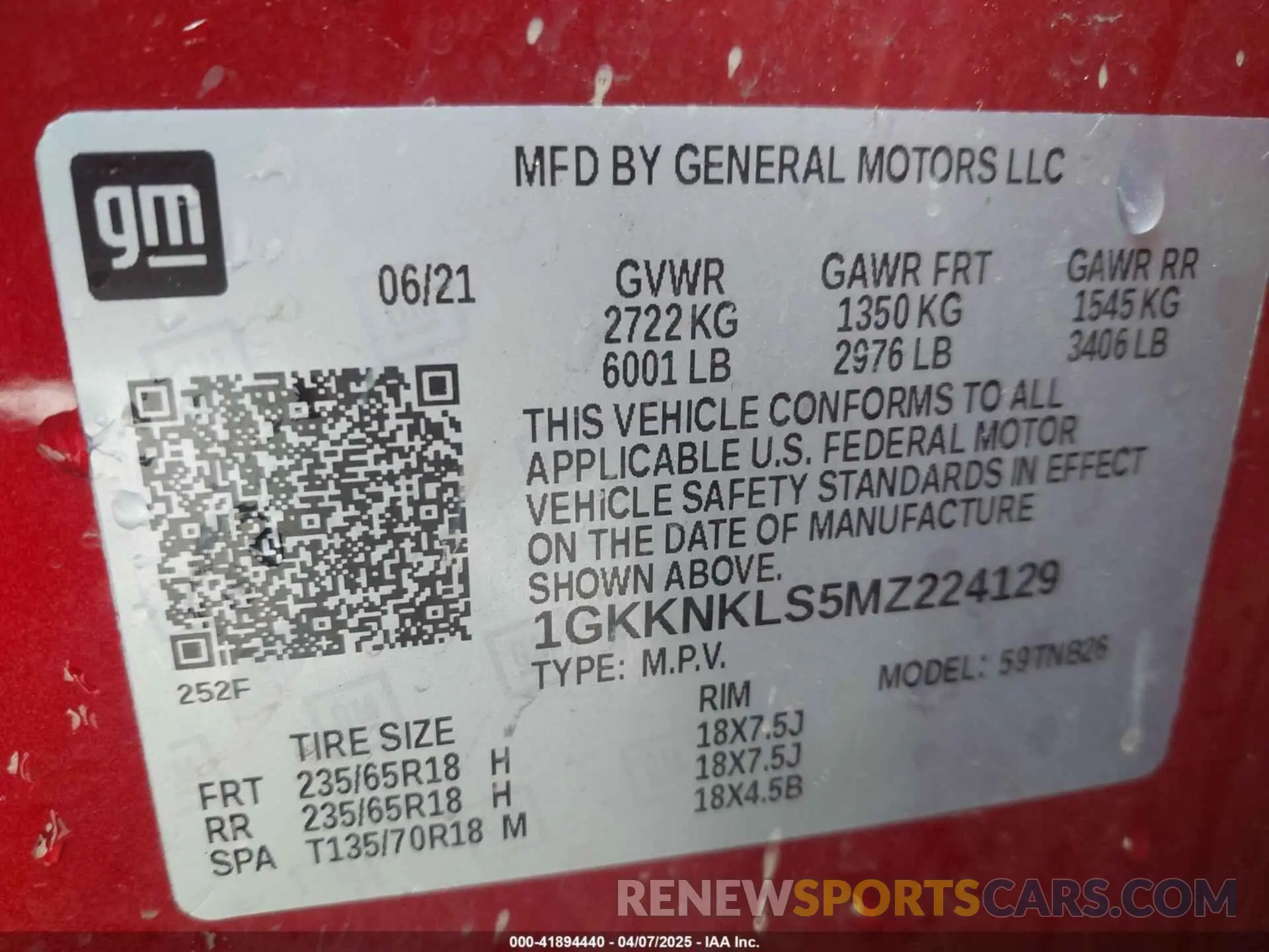 9 Photograph of a damaged car 1GKKNKLS5MZ224129 GMC ACADIA 2021