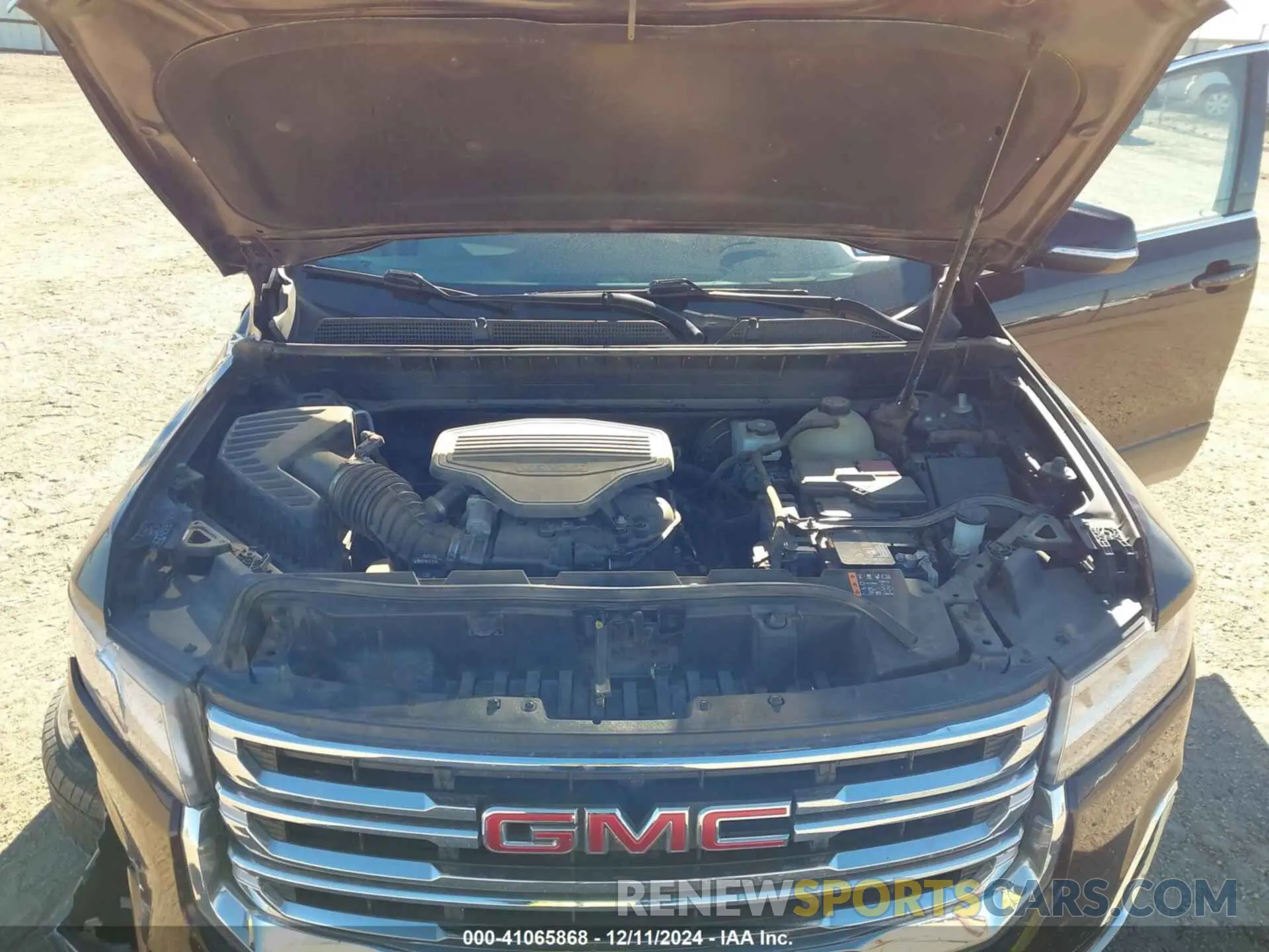 10 Photograph of a damaged car 1GKKNKLS7MZ133735 GMC ACADIA 2021