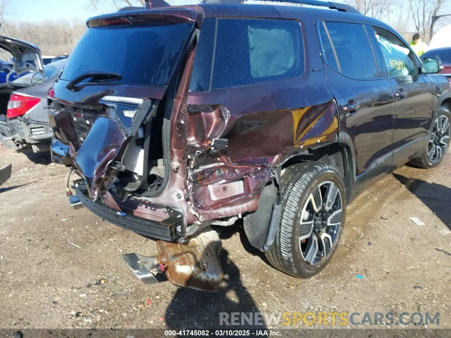 6 Photograph of a damaged car 1GKKNKLS8MZ174908 GMC ACADIA 2021