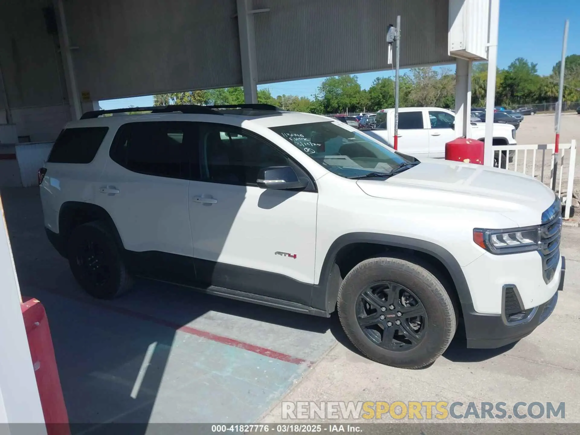 13 Photograph of a damaged car 1GKKNLLS0MZ102445 GMC ACADIA 2021