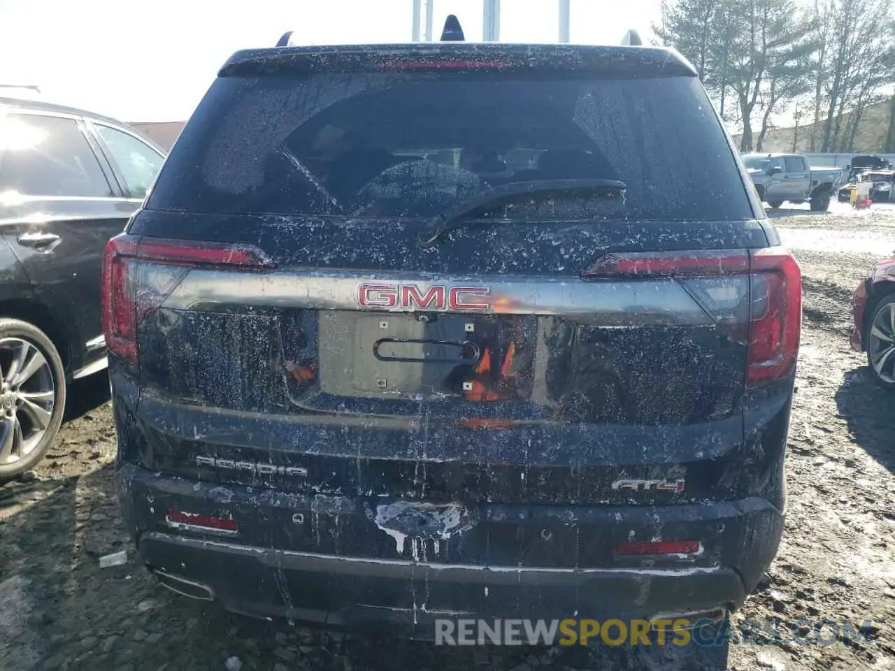 6 Photograph of a damaged car 1GKKNLLS0MZ235738 GMC ACADIA 2021