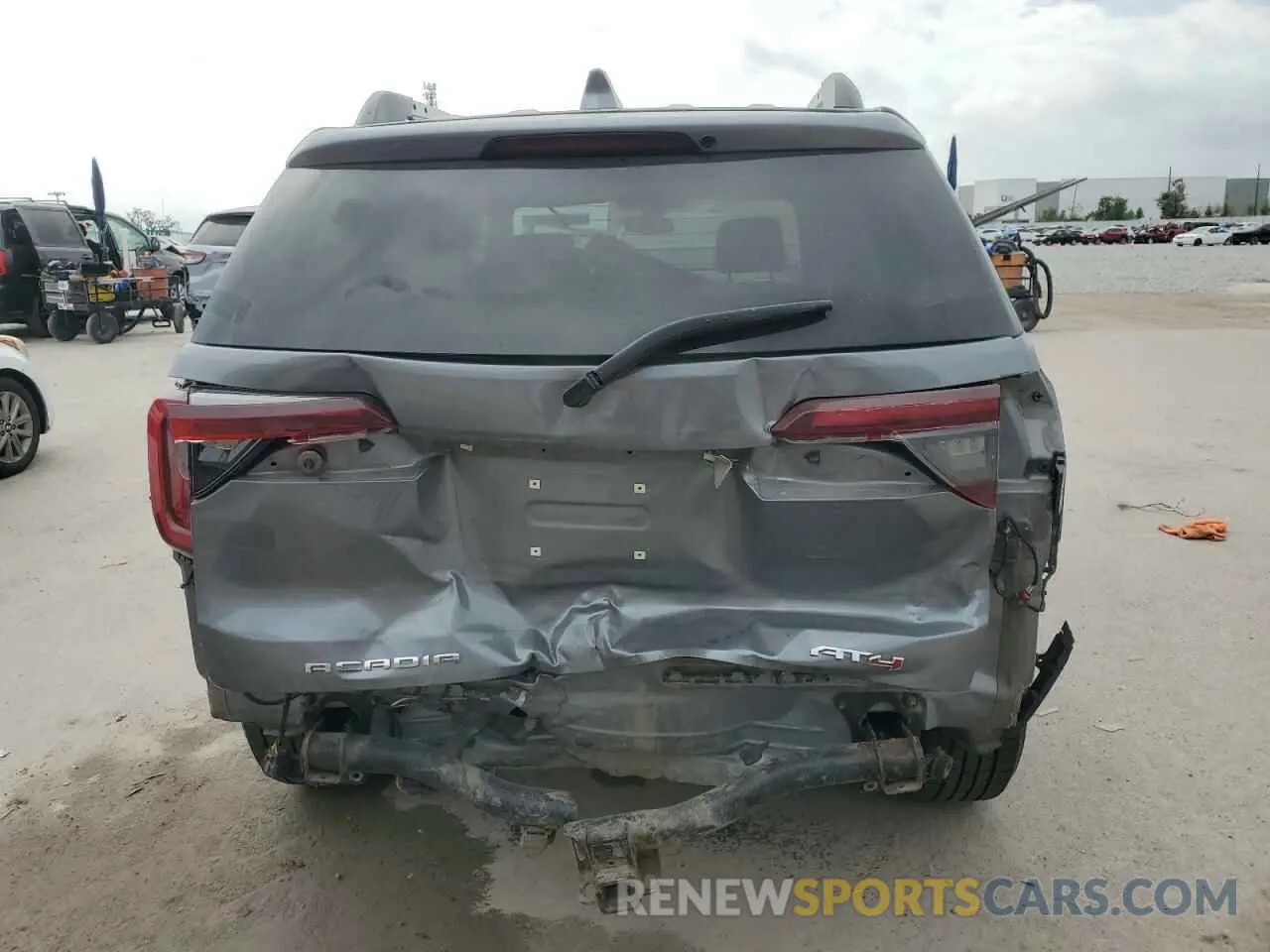 6 Photograph of a damaged car 1GKKNLLS5MZ189601 GMC ACADIA 2021