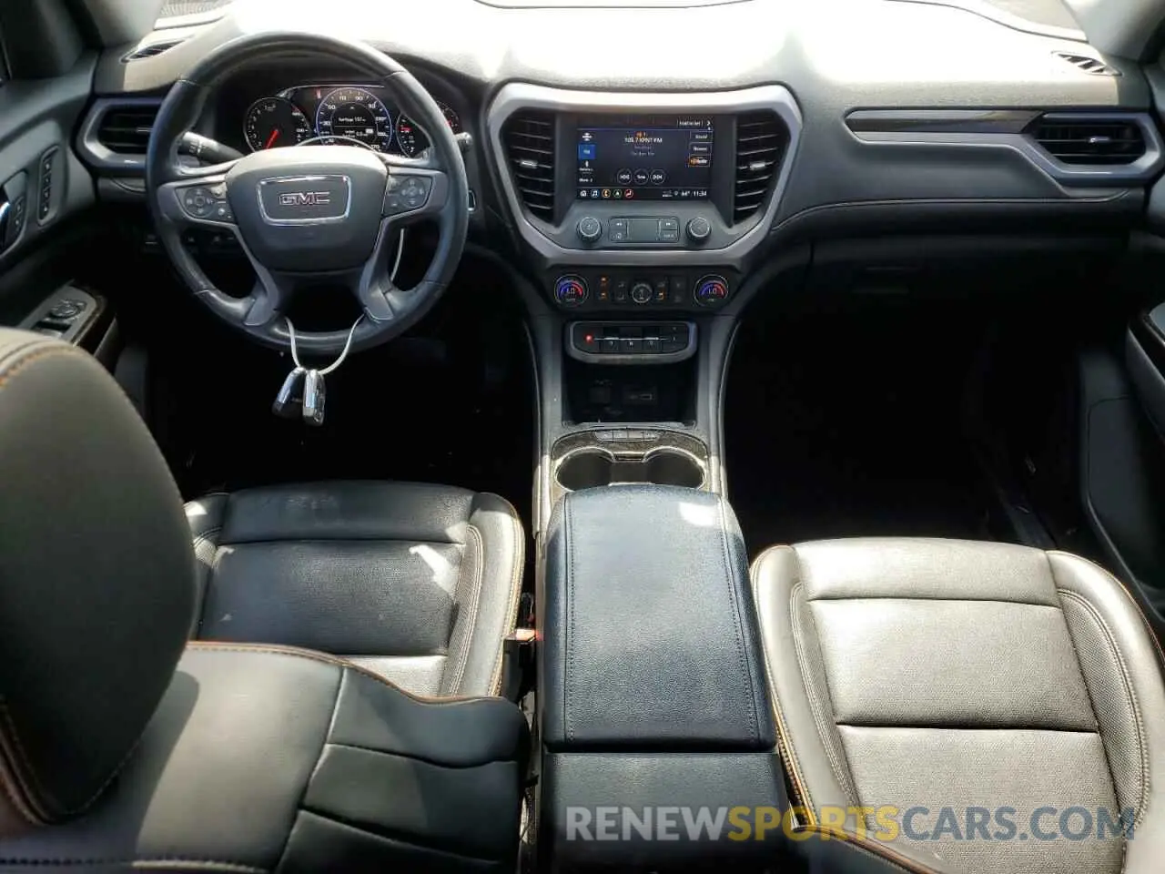 8 Photograph of a damaged car 1GKKNLLS6MZ215400 GMC ACADIA 2021