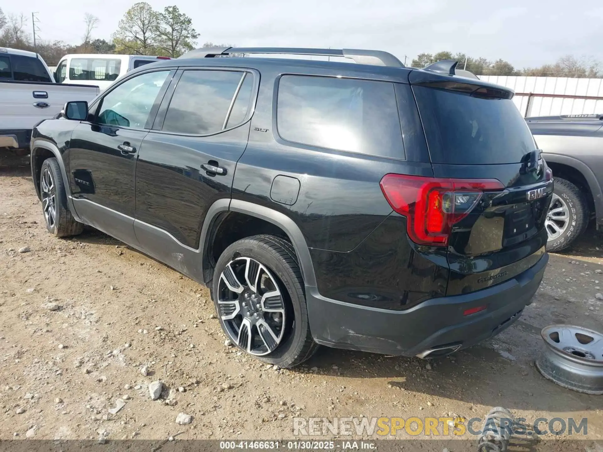 3 Photograph of a damaged car 1GKKNML46MZ181983 GMC ACADIA 2021