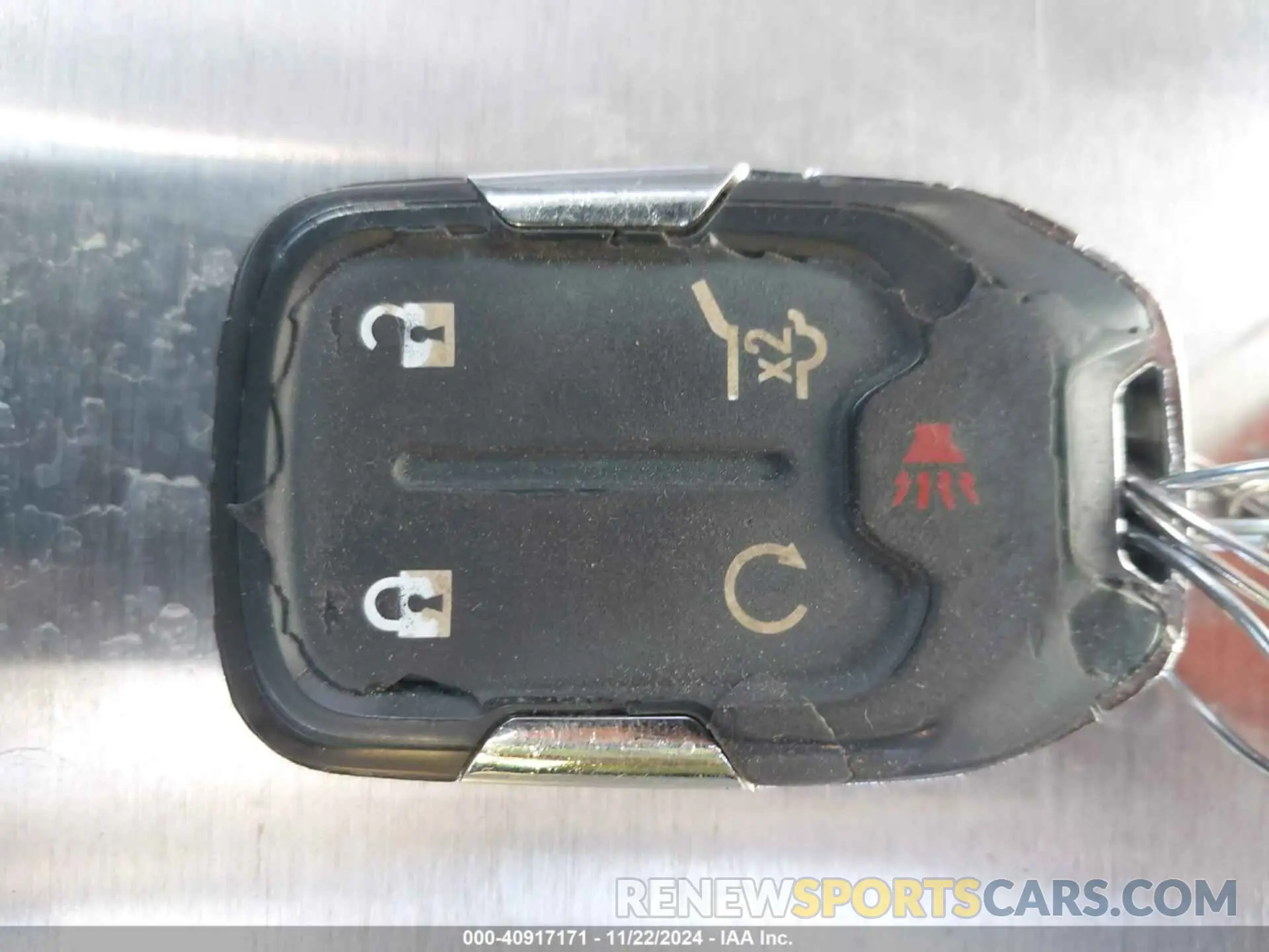 11 Photograph of a damaged car 1GKKNML48MZ136091 GMC ACADIA 2021