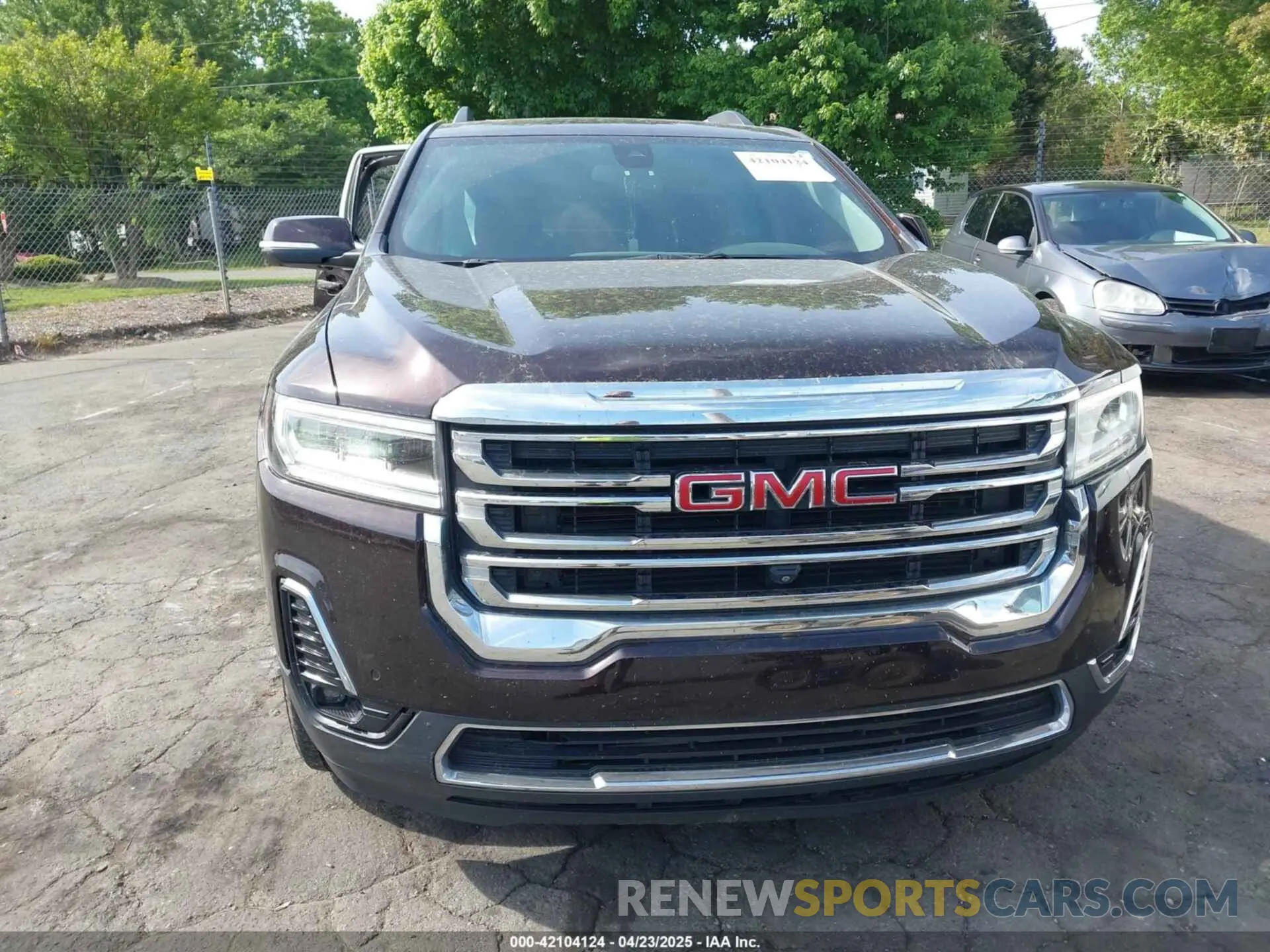 12 Photograph of a damaged car 1GKKNML4XMZ103626 GMC ACADIA 2021