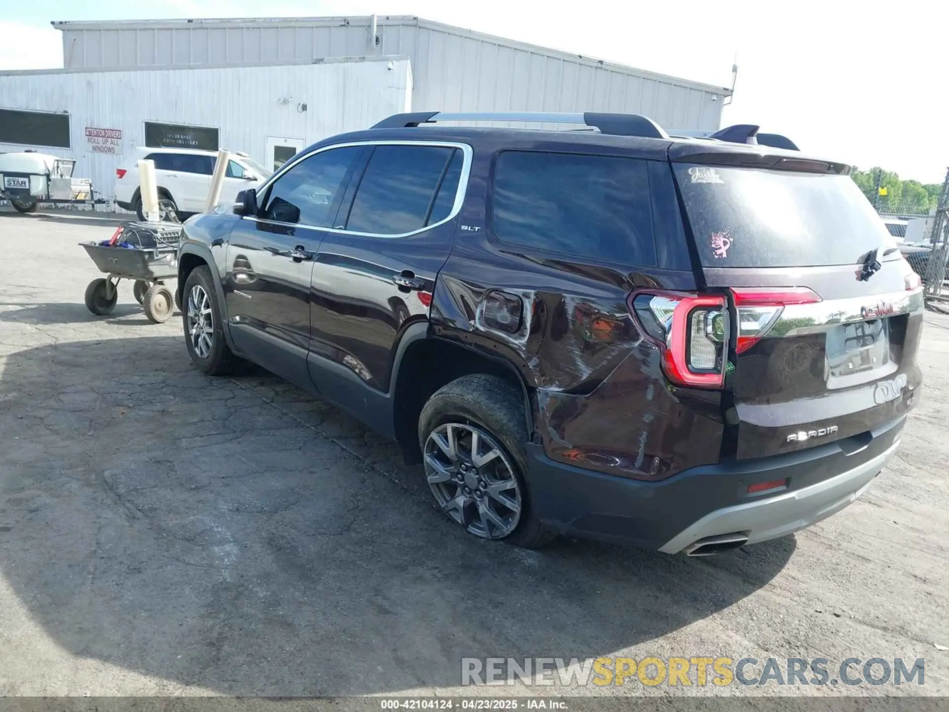 3 Photograph of a damaged car 1GKKNML4XMZ103626 GMC ACADIA 2021